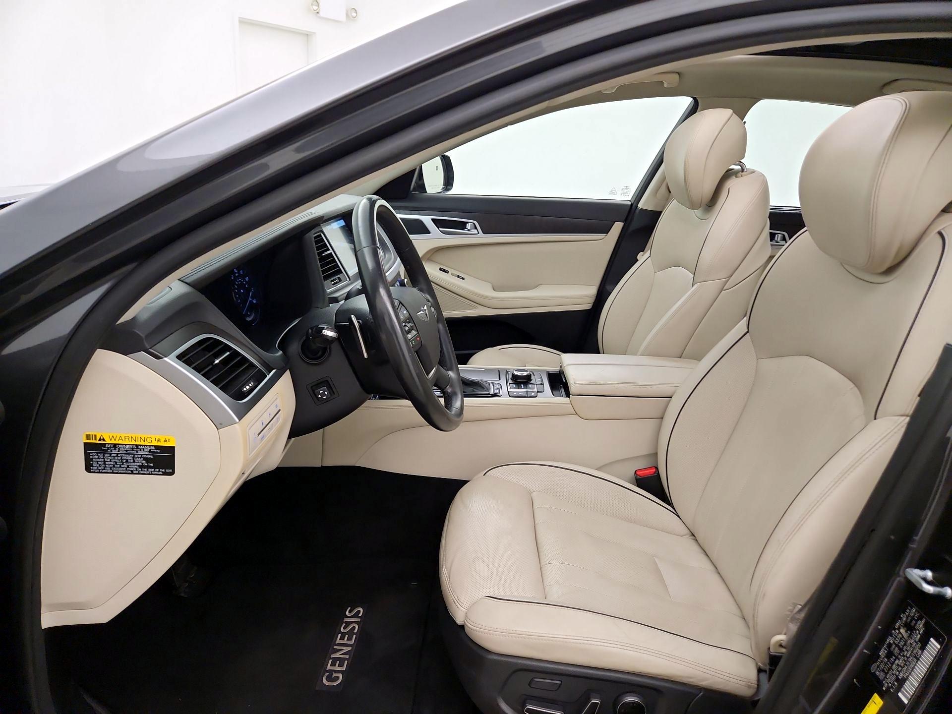 Thumbnail: 2017 Genesis G80 - 11