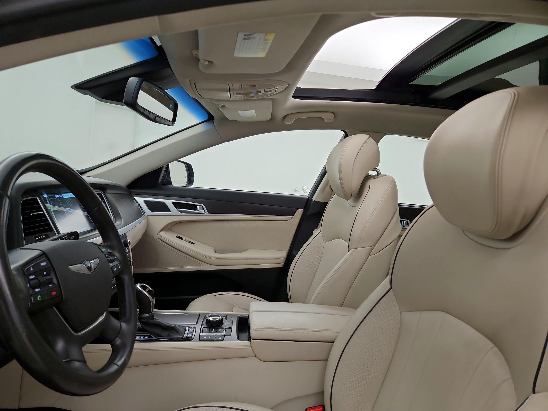 Thumbnail: 2017 Genesis G80 - 19