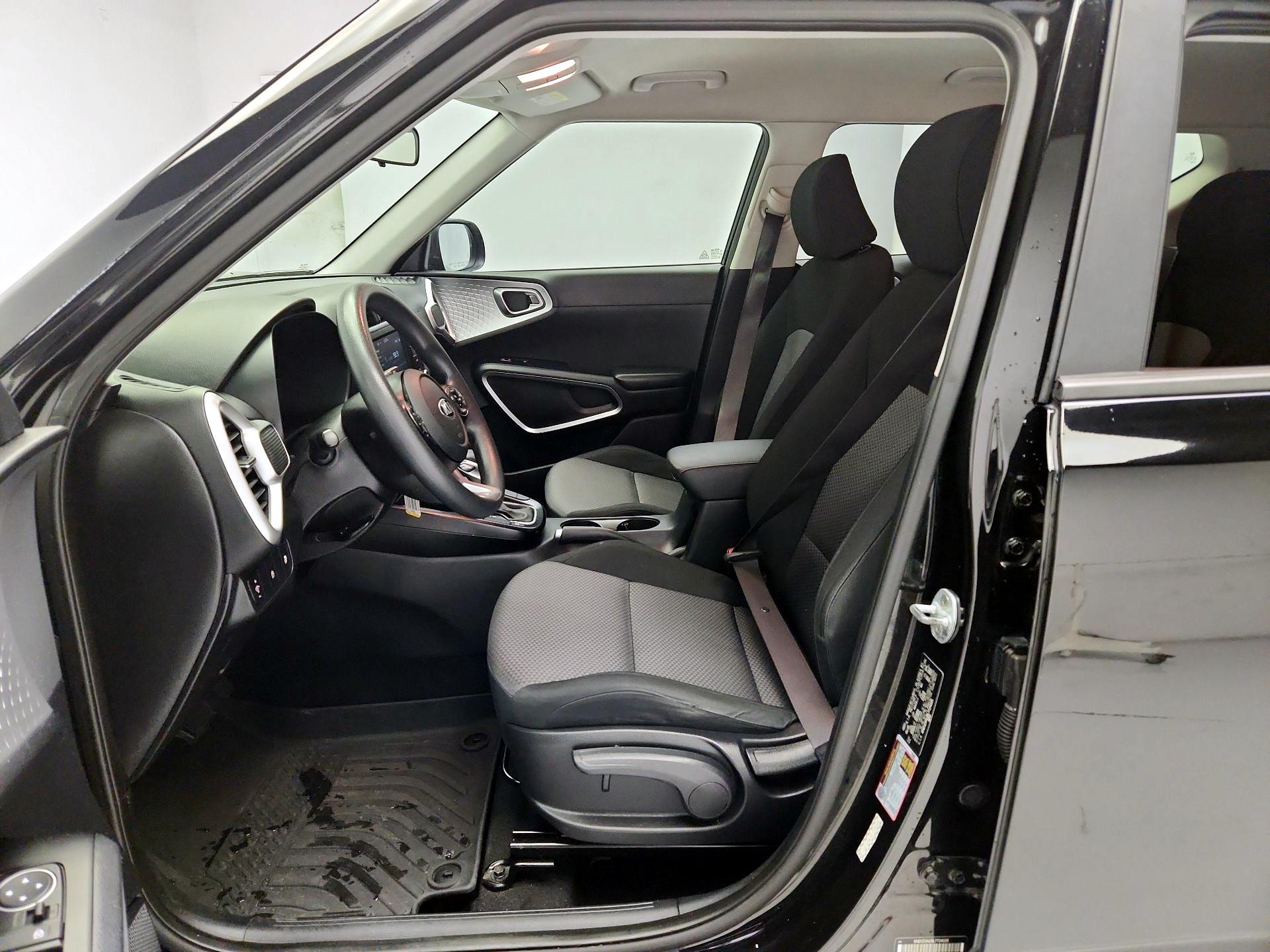 Thumbnail: 2020 Kia Soul - 11