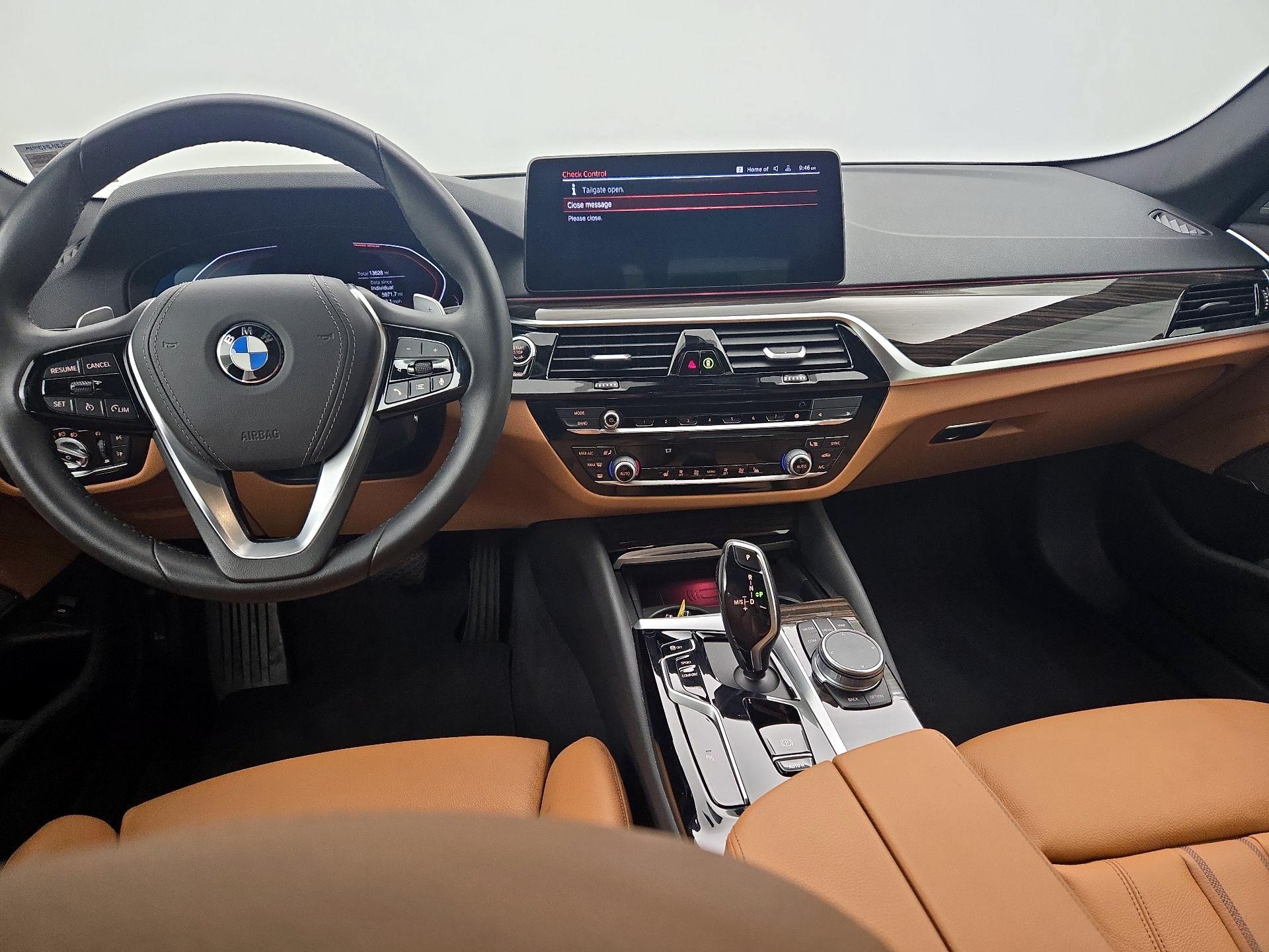 Thumbnail: 2022 BMW 5 Series - 9