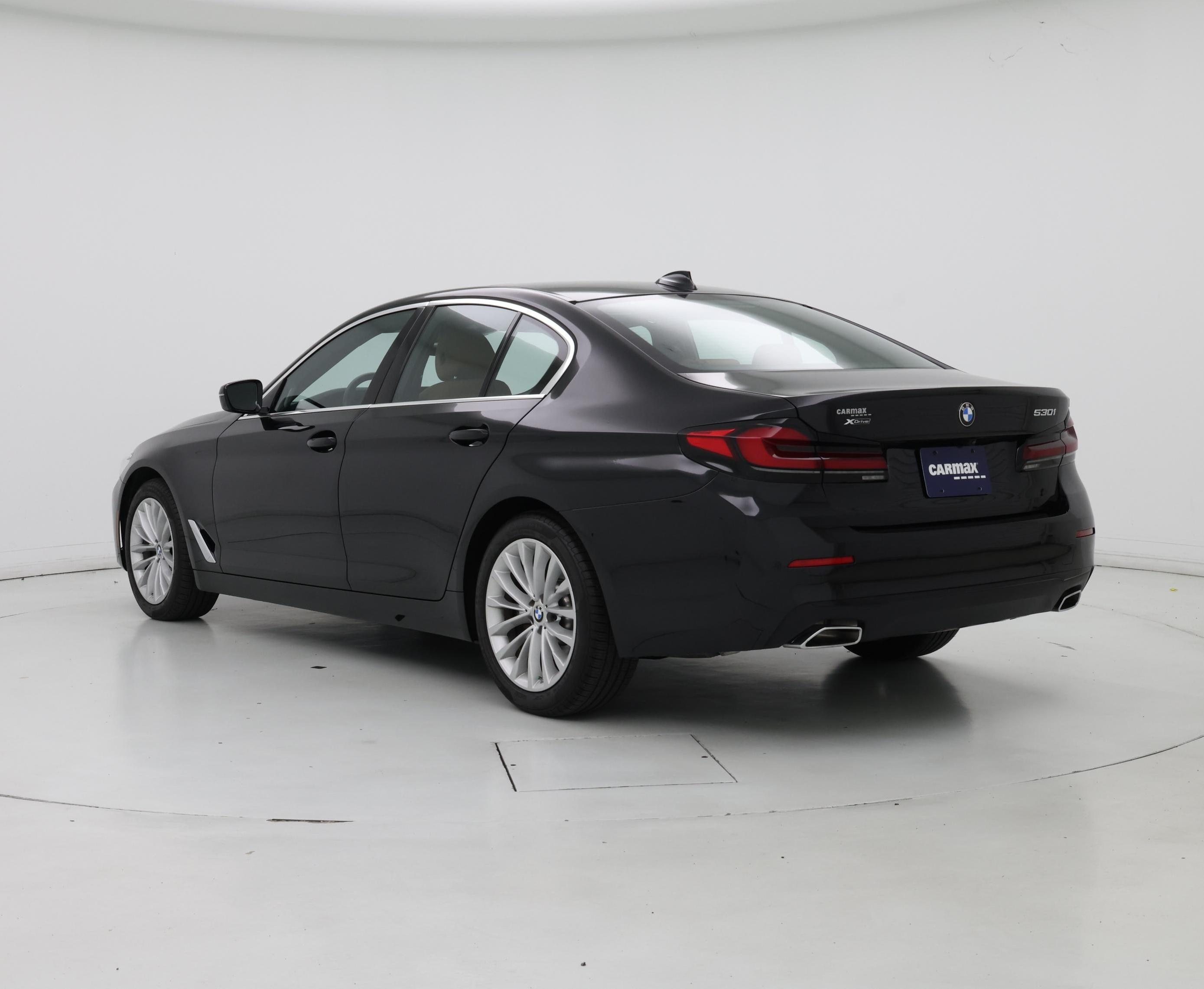 Thumbnail: 2022 BMW 5 Series - 2