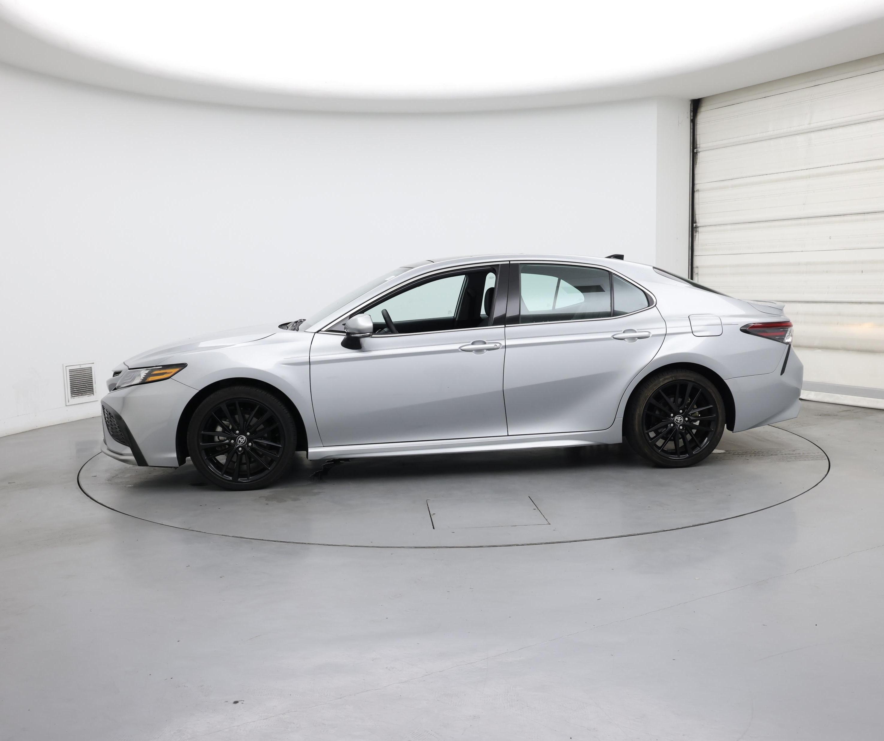 Thumbnail: 2023 Toyota Camry - 3