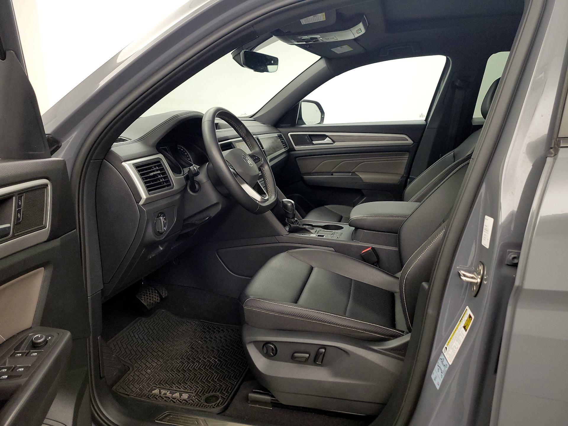 Thumbnail: 2021 Volkswagen Atlas - 11