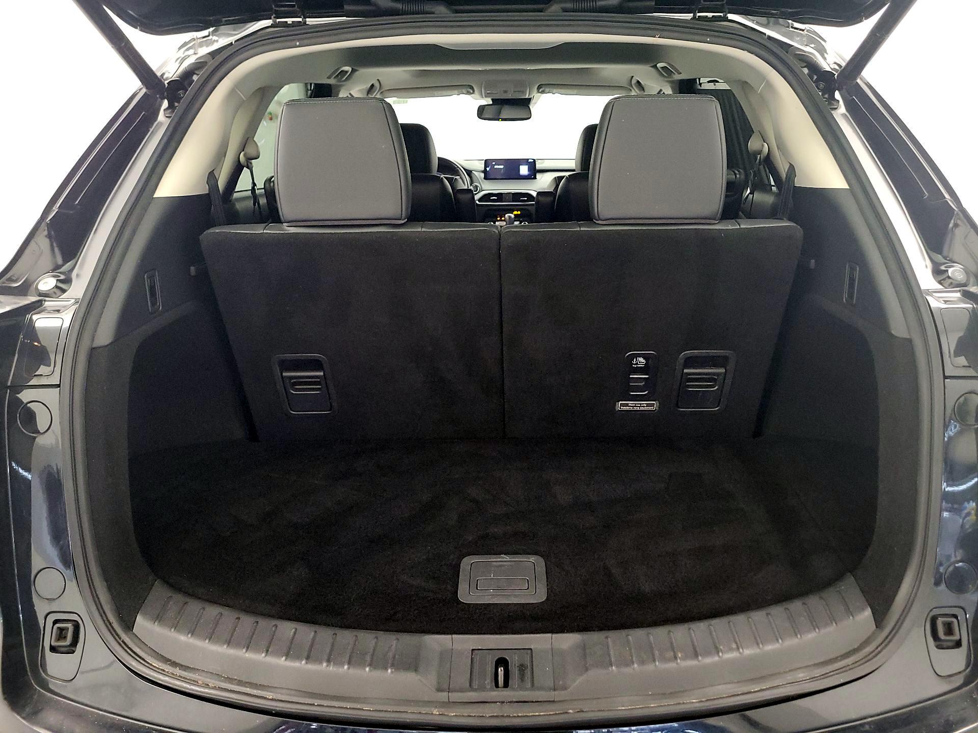 Thumbnail: 2022 Mazda CX-9 - 18