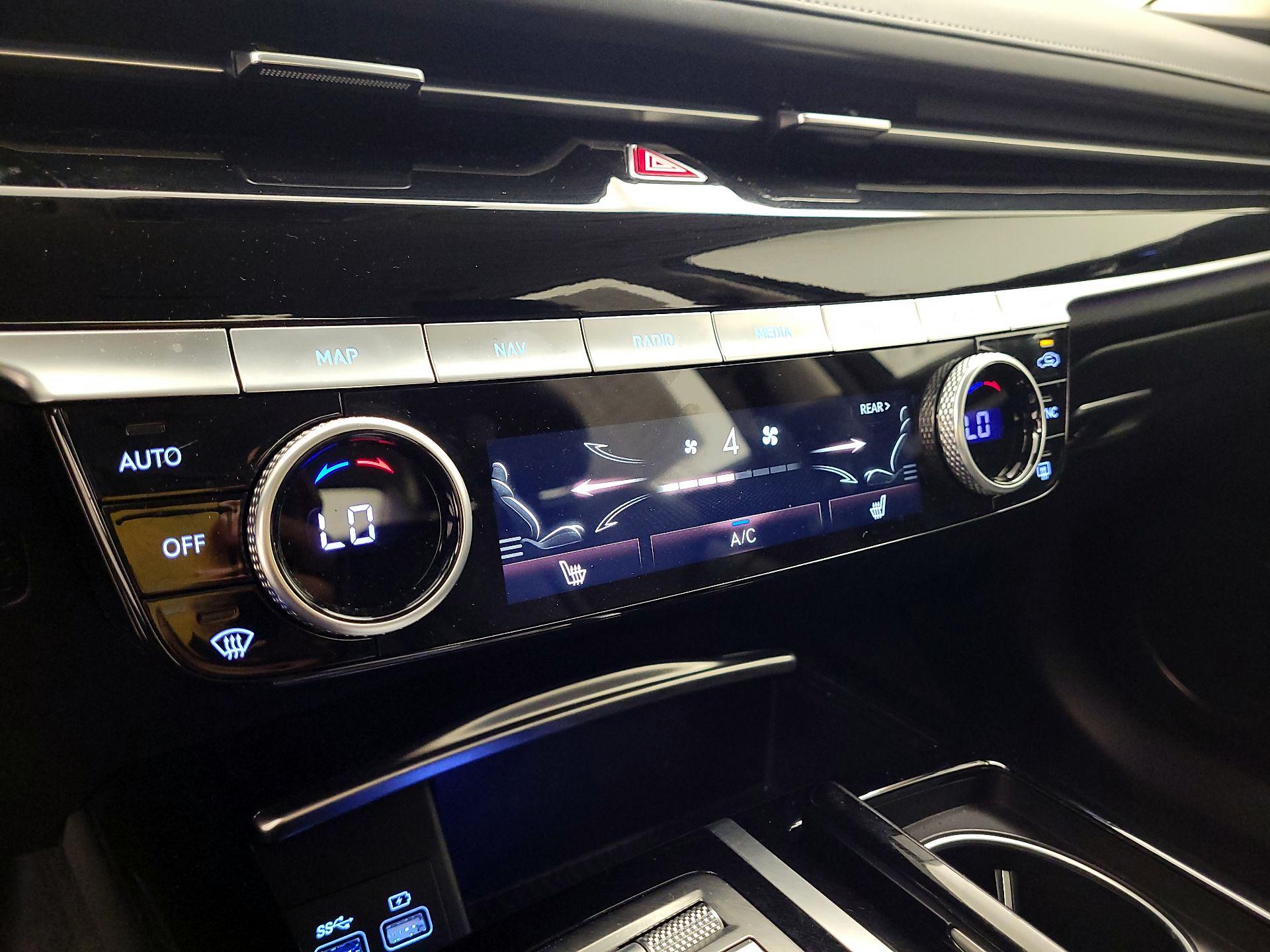 Thumbnail: 2023 Genesis G80 - 16