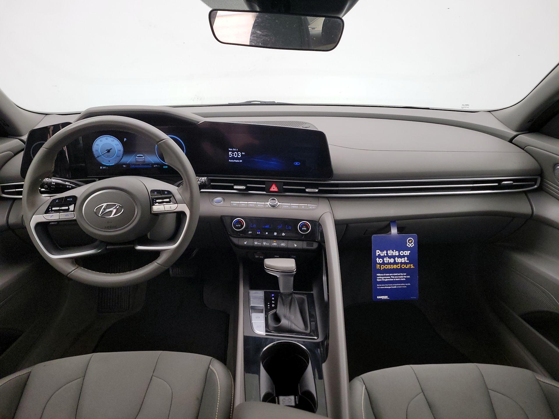 Thumbnail: 2023 Hyundai Elantra - 9