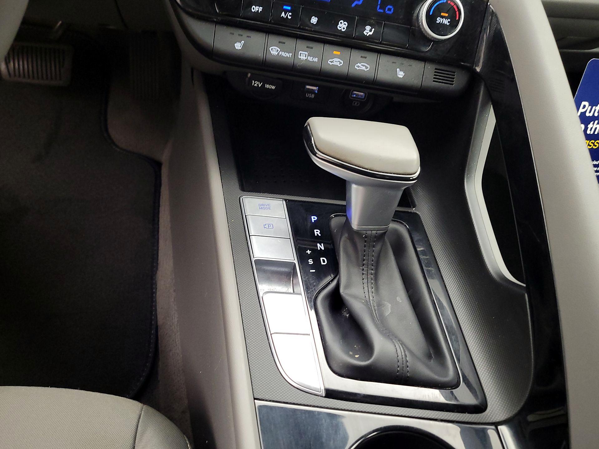 Thumbnail: 2023 Hyundai Elantra - 17