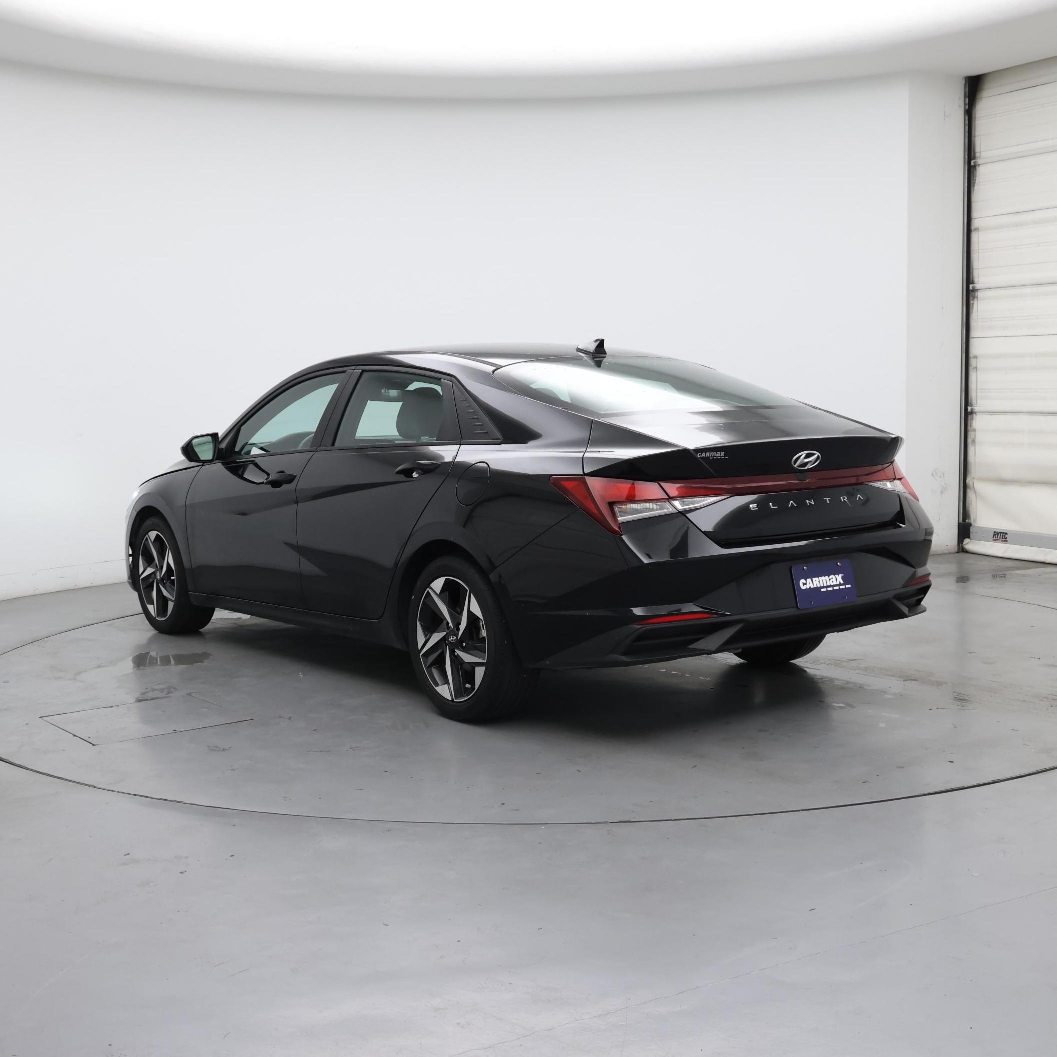 Thumbnail: 2023 Hyundai Elantra - 2