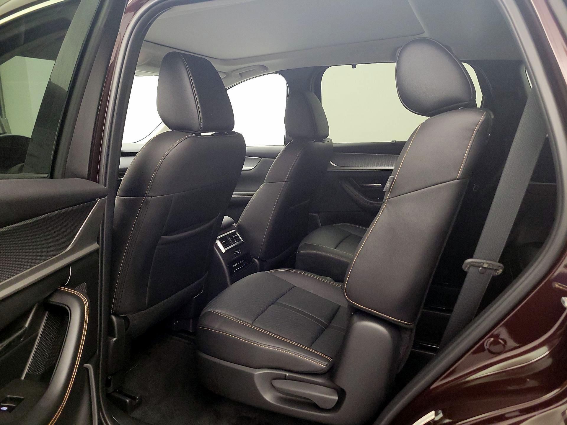 Thumbnail: 2024 Mazda CX-90 - 18