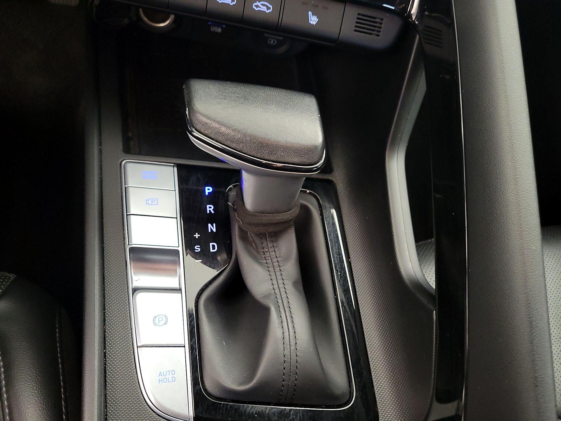 Thumbnail: 2023 Hyundai Elantra - 15