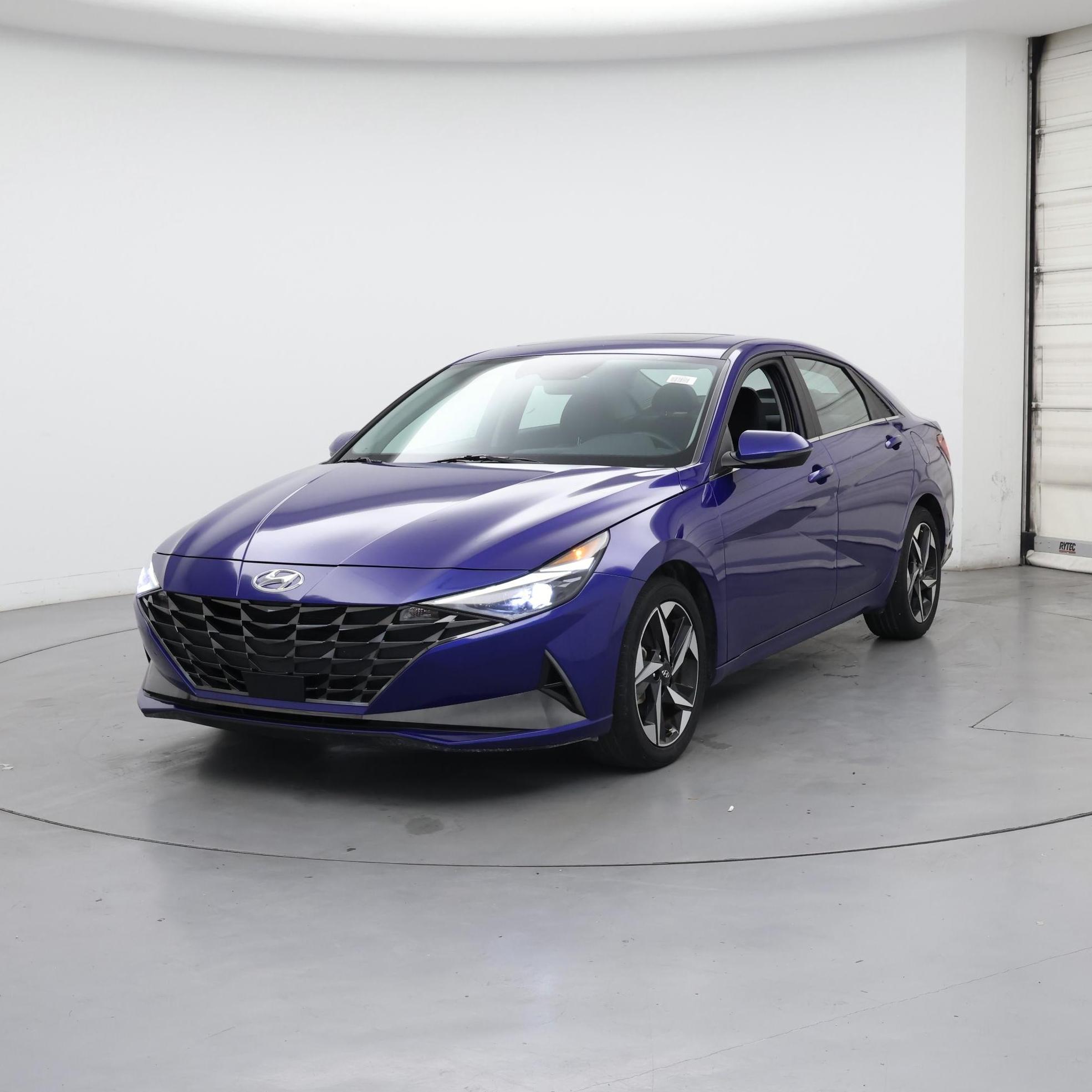 Thumbnail: 2023 Hyundai Elantra - 4