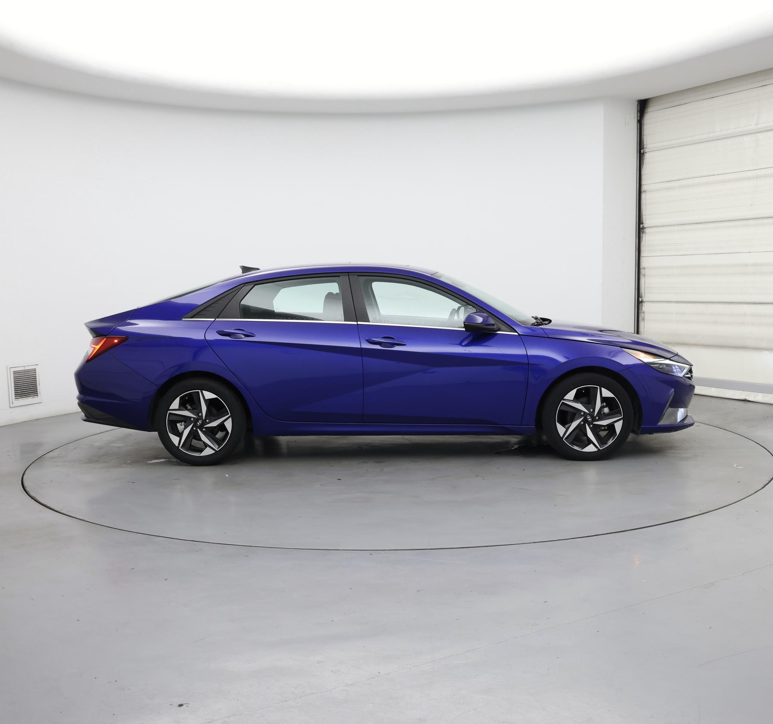 Thumbnail: 2023 Hyundai Elantra - 7