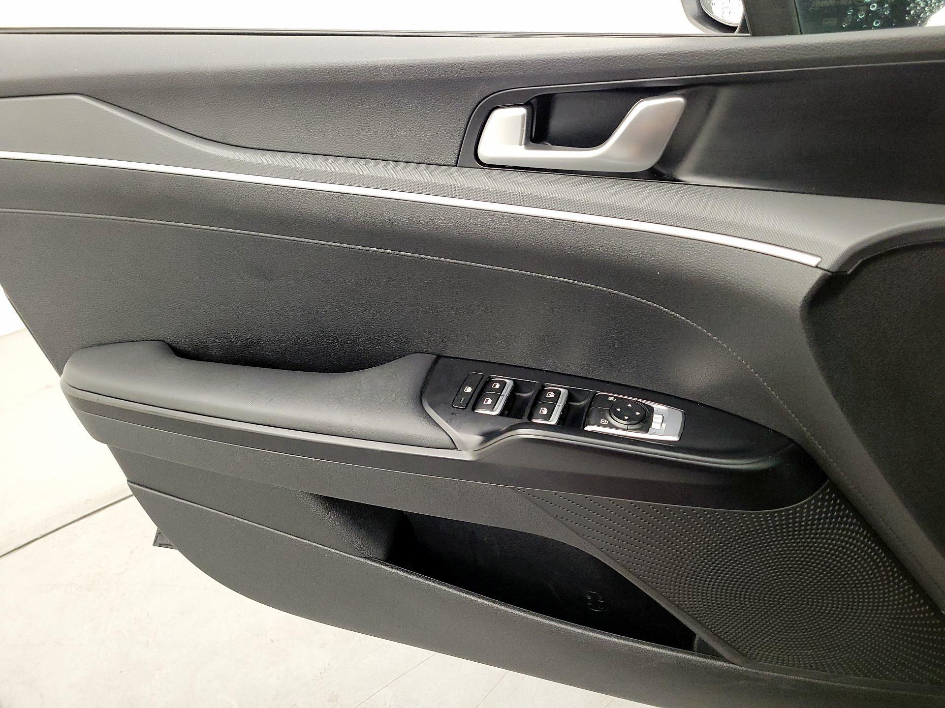 Thumbnail: 2023 Kia K5 - 12