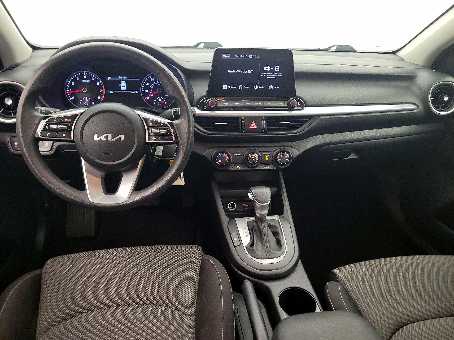 Thumbnail: 2022 Kia Forte - 9