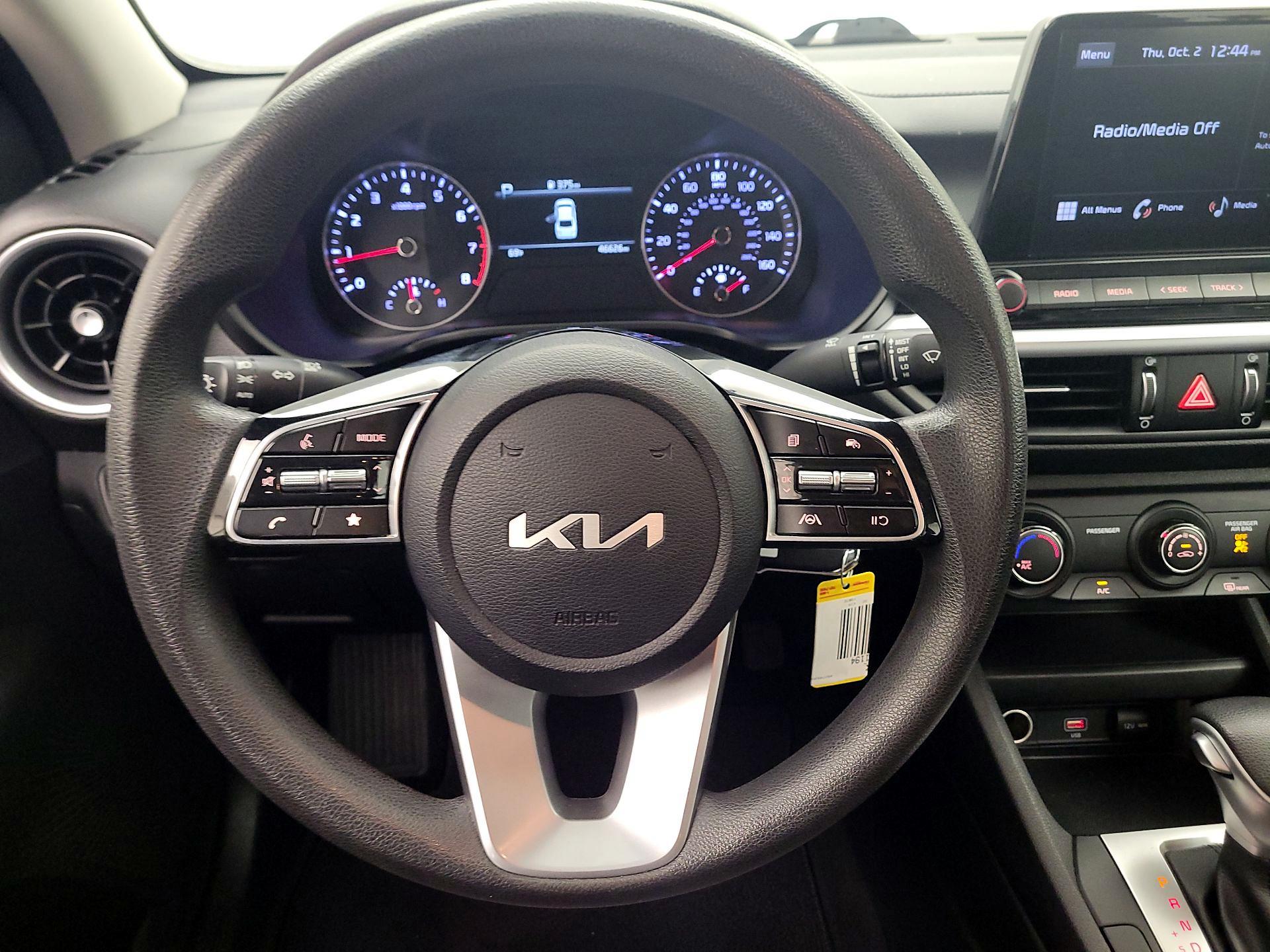 Thumbnail: 2022 Kia Forte - 10