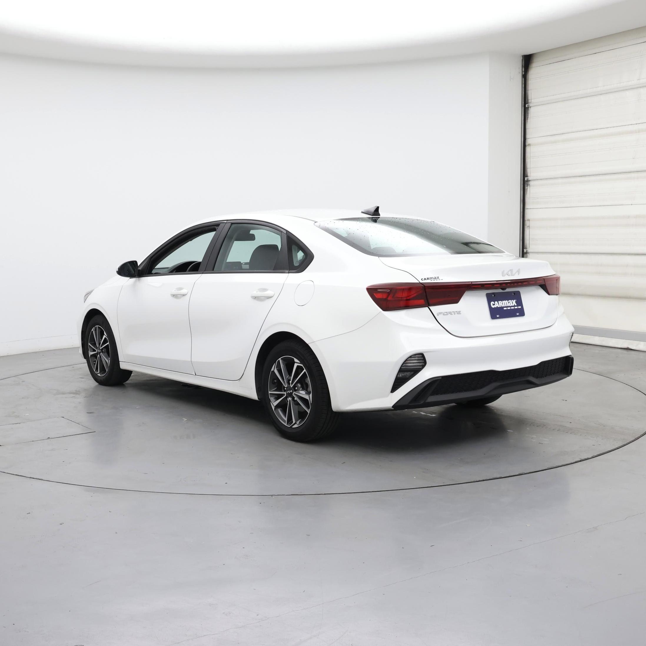 Thumbnail: 2022 Kia Forte - 2