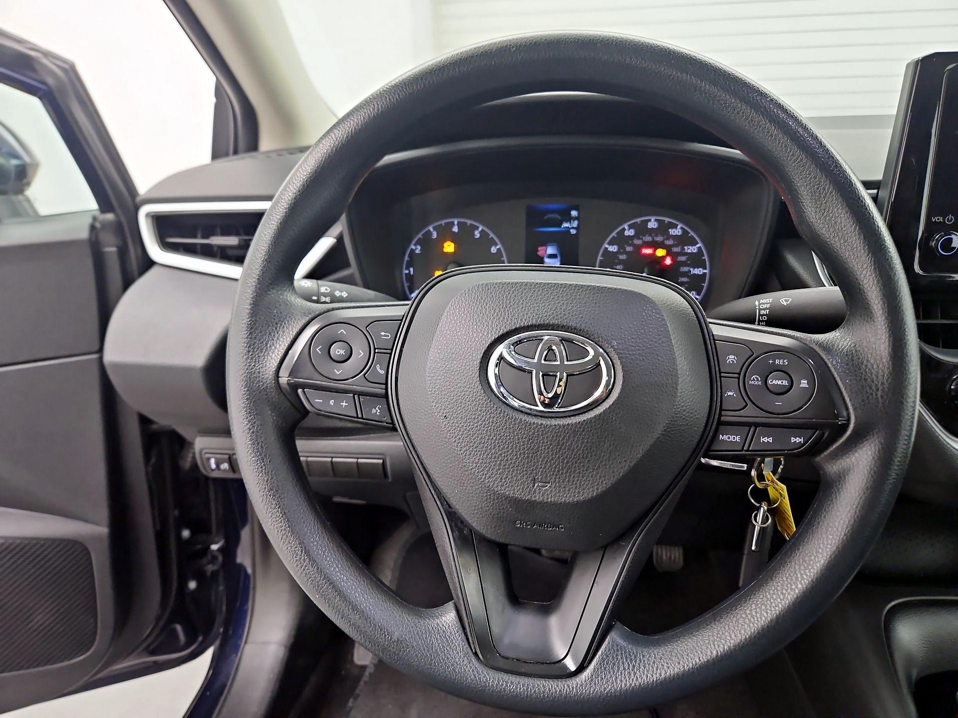 Thumbnail: 2023 Toyota Corolla - 10