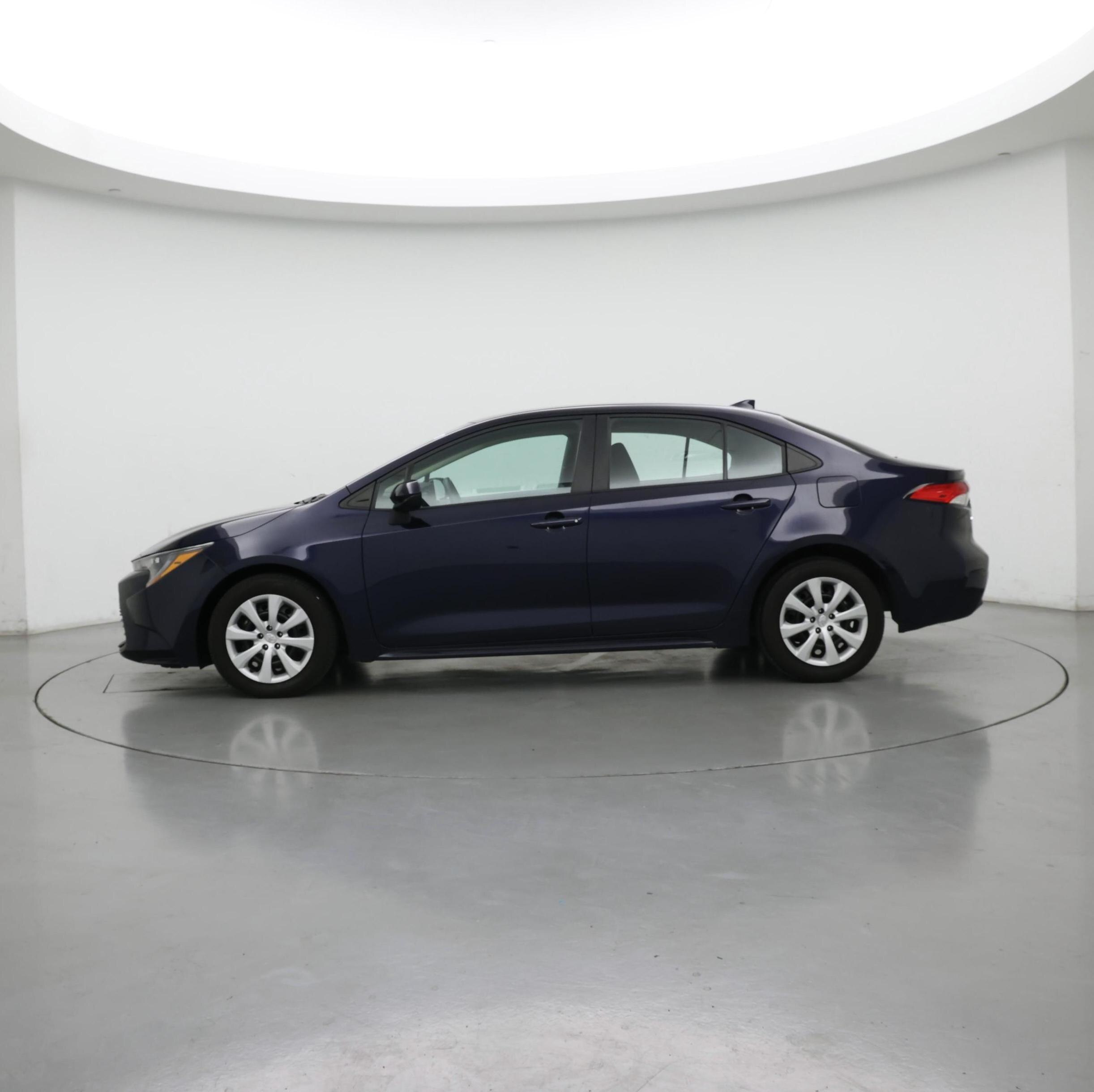 Thumbnail: 2023 Toyota Corolla - 3