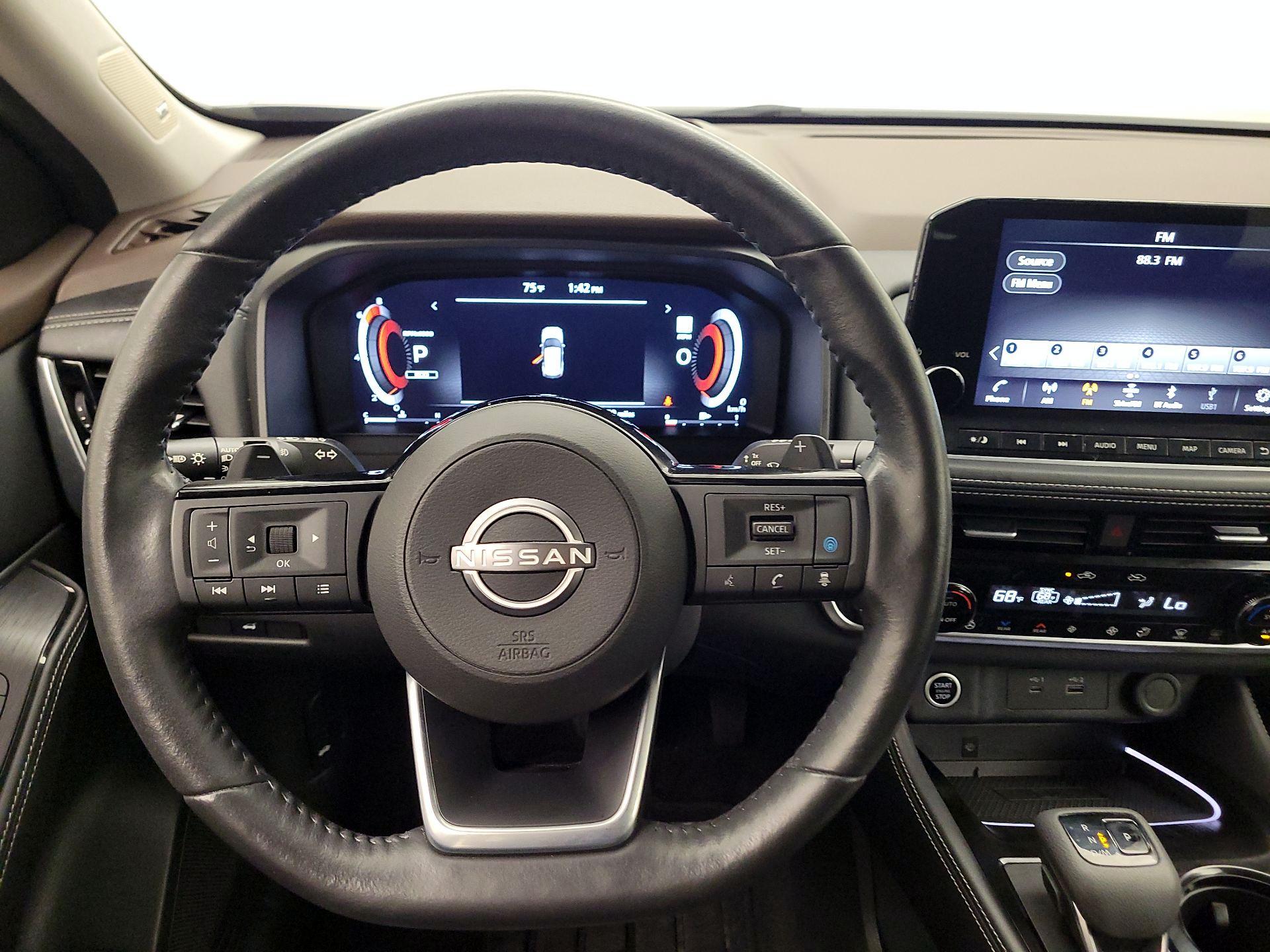 Thumbnail: 2022 Nissan Rogue - 10