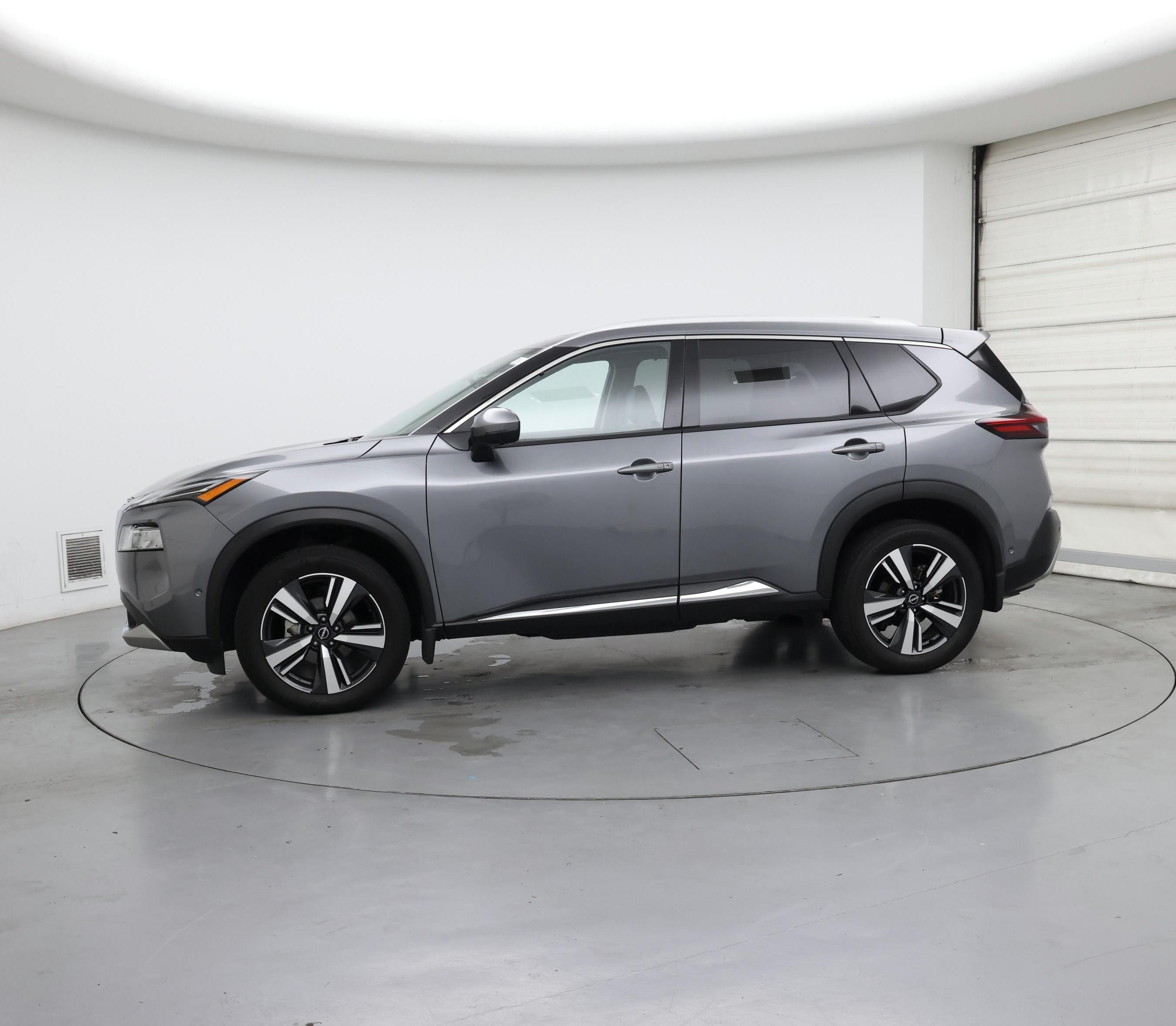 Thumbnail: 2022 Nissan Rogue - 3