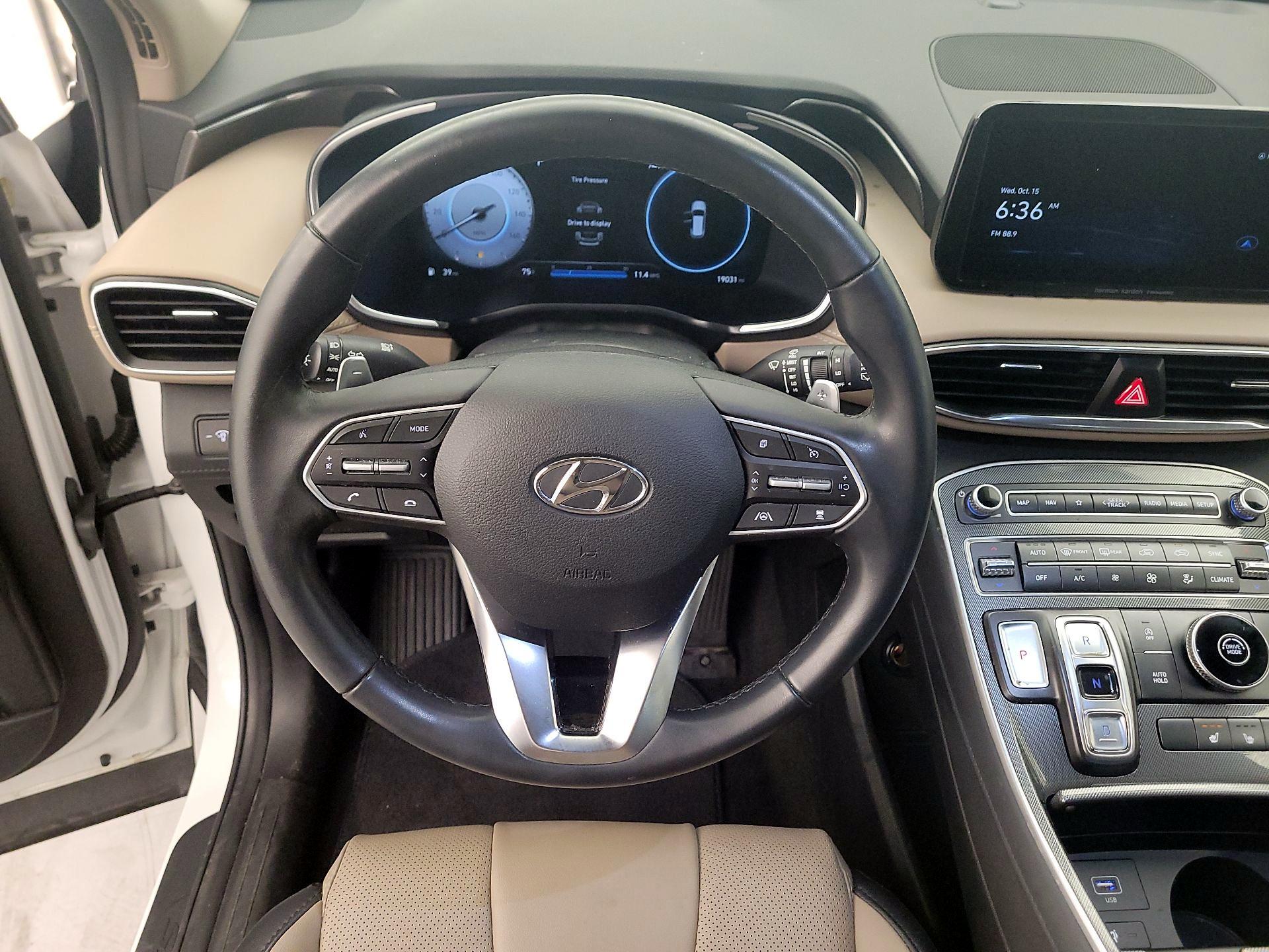 Thumbnail: 2023 Hyundai Santa Fe - 10