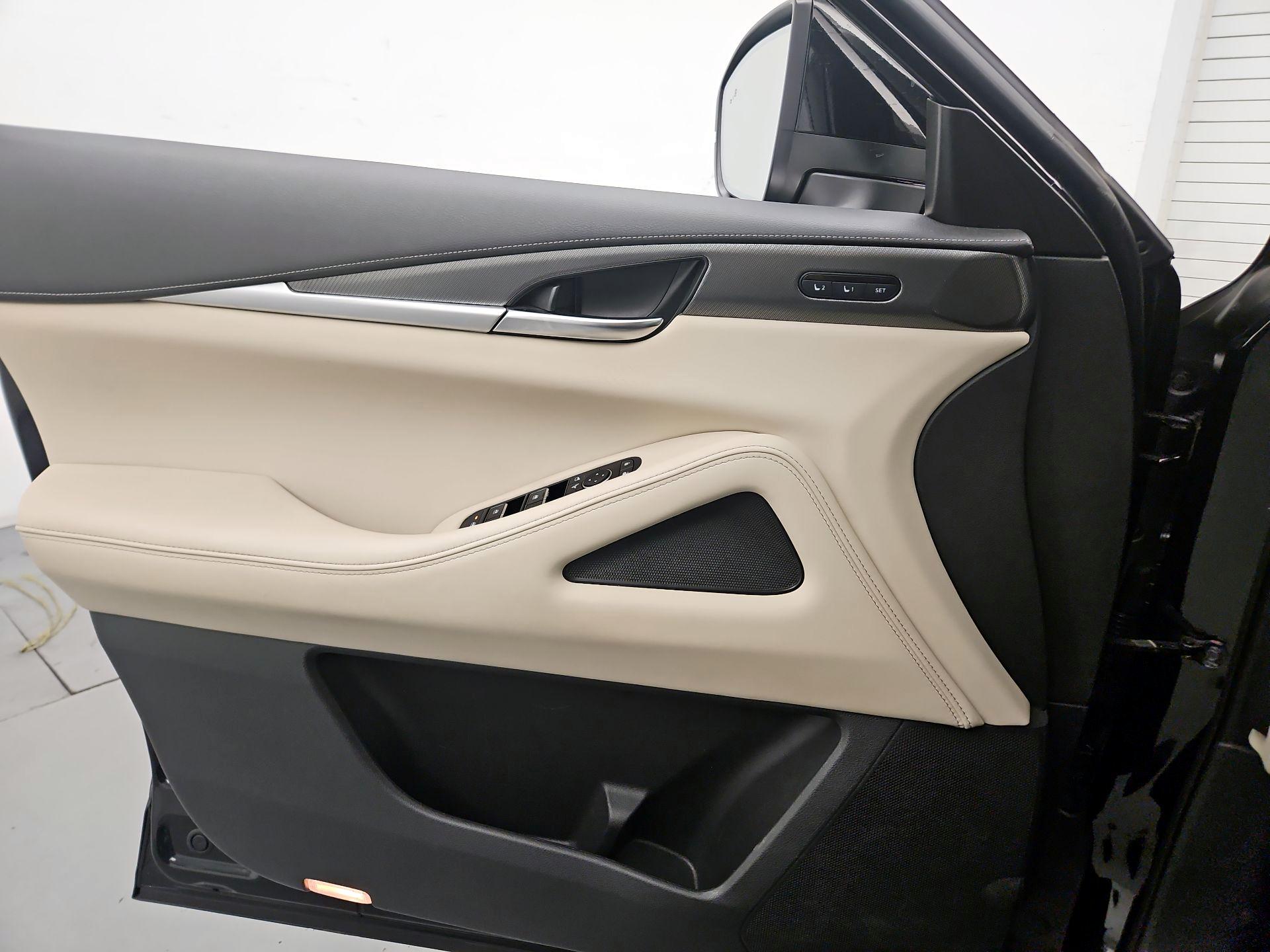 Thumbnail: 2023 INFINITI QX60 - 12
