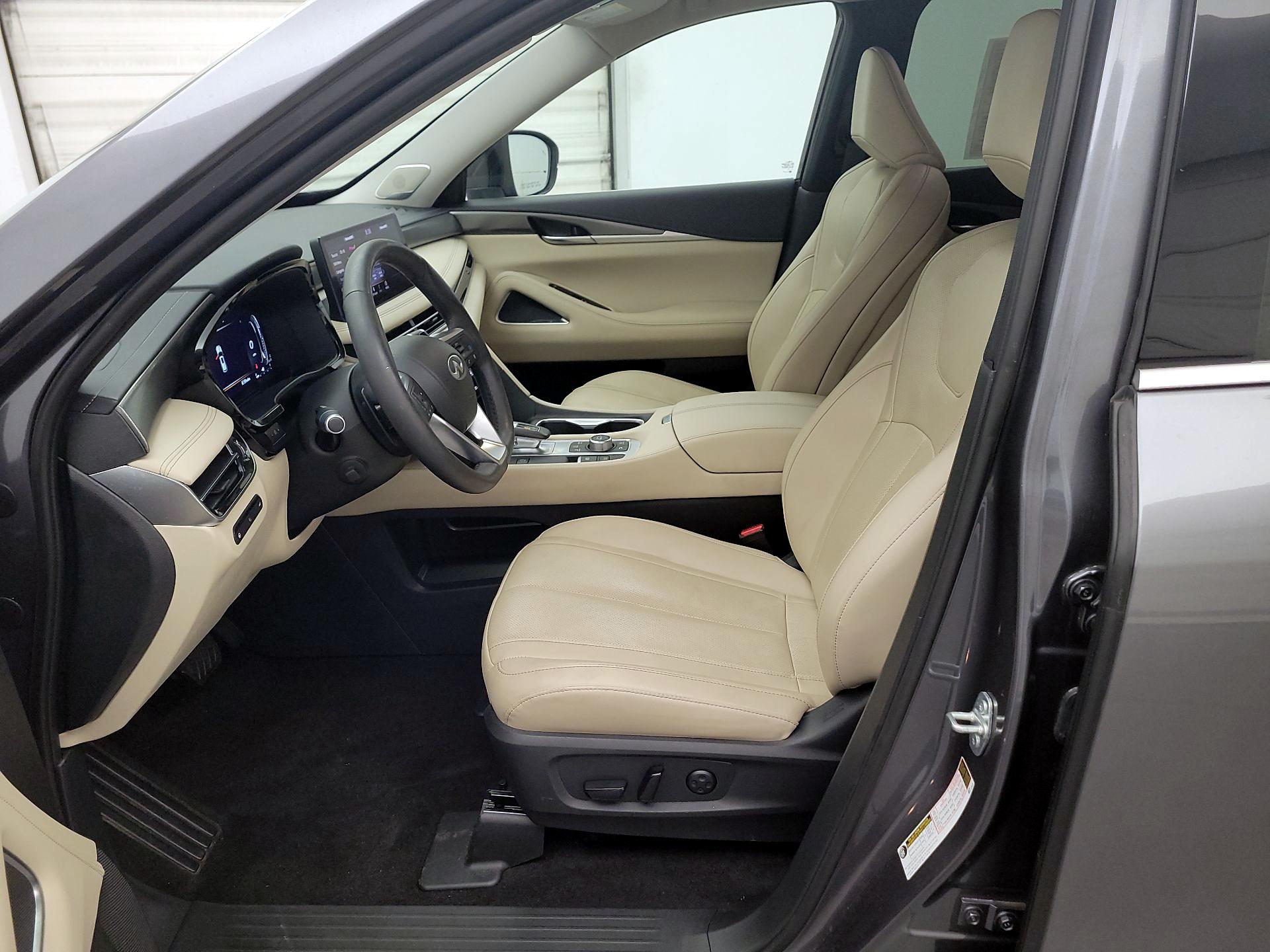 Thumbnail: 2023 INFINITI QX60 - 11