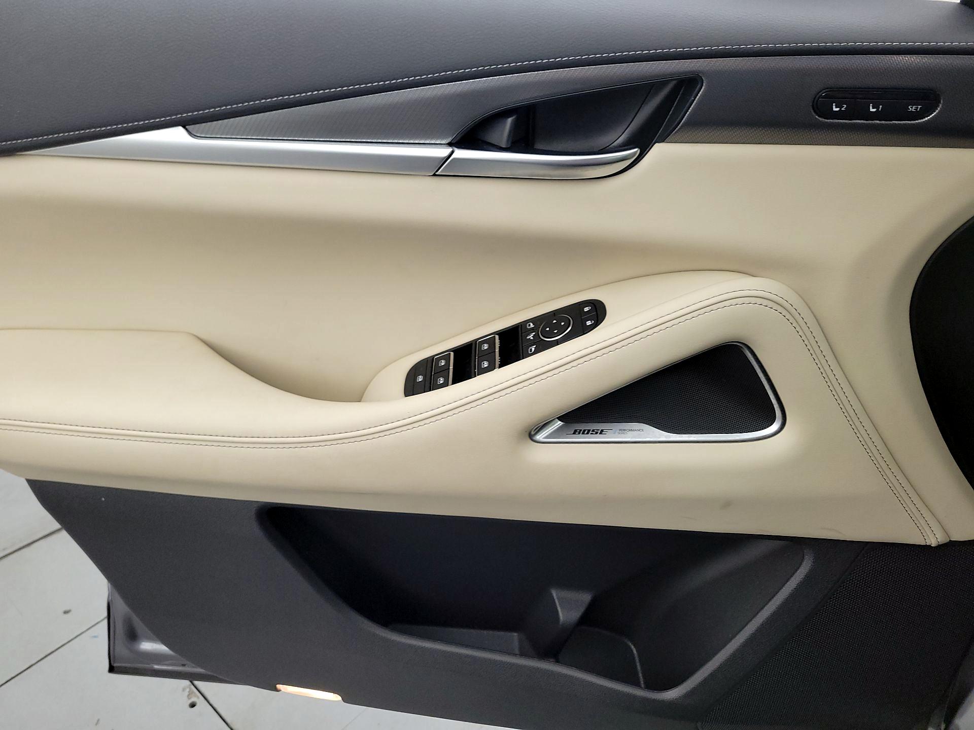 Thumbnail: 2023 INFINITI QX60 - 12