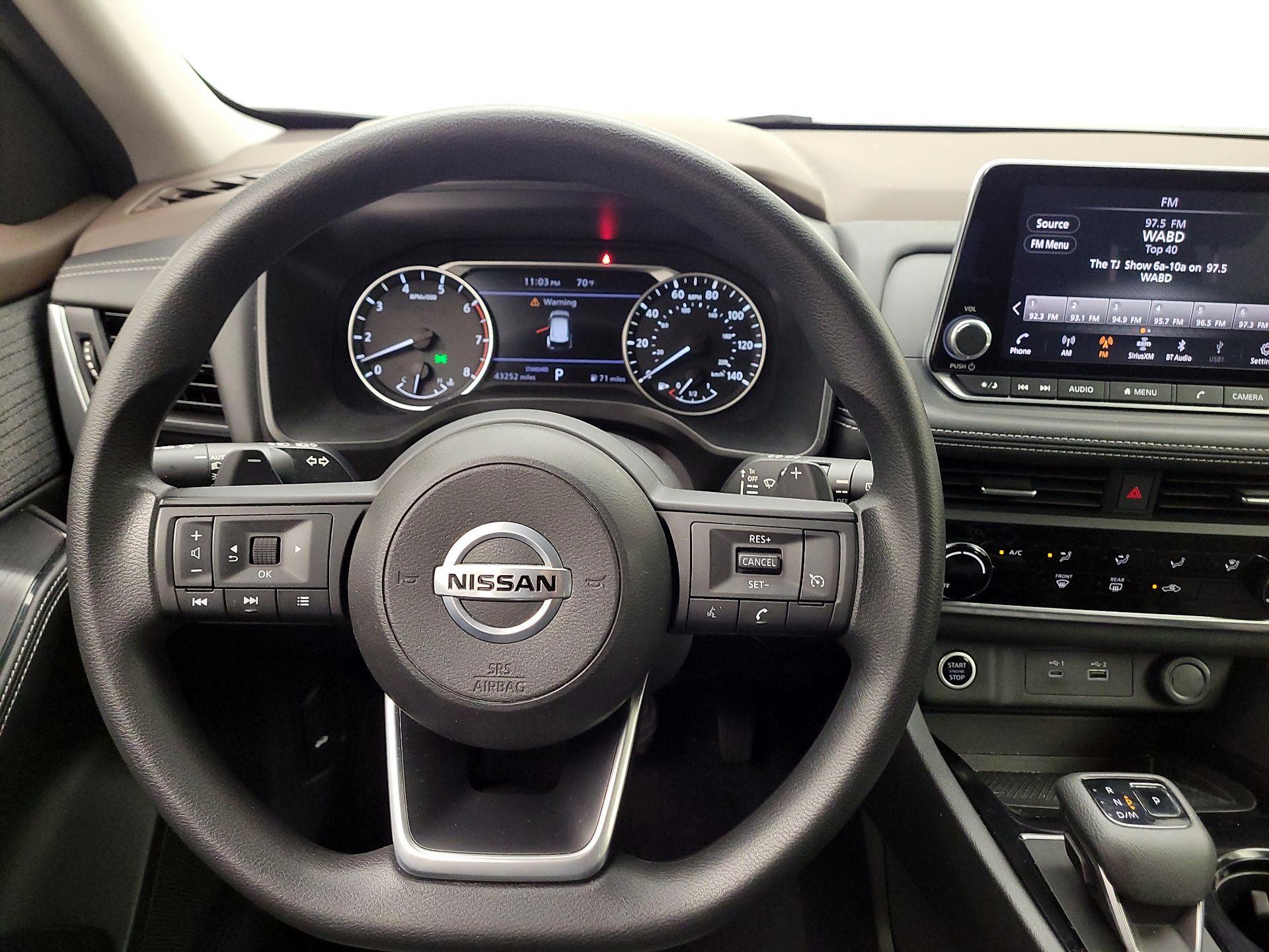 Thumbnail: 2021 Nissan Rogue - 10