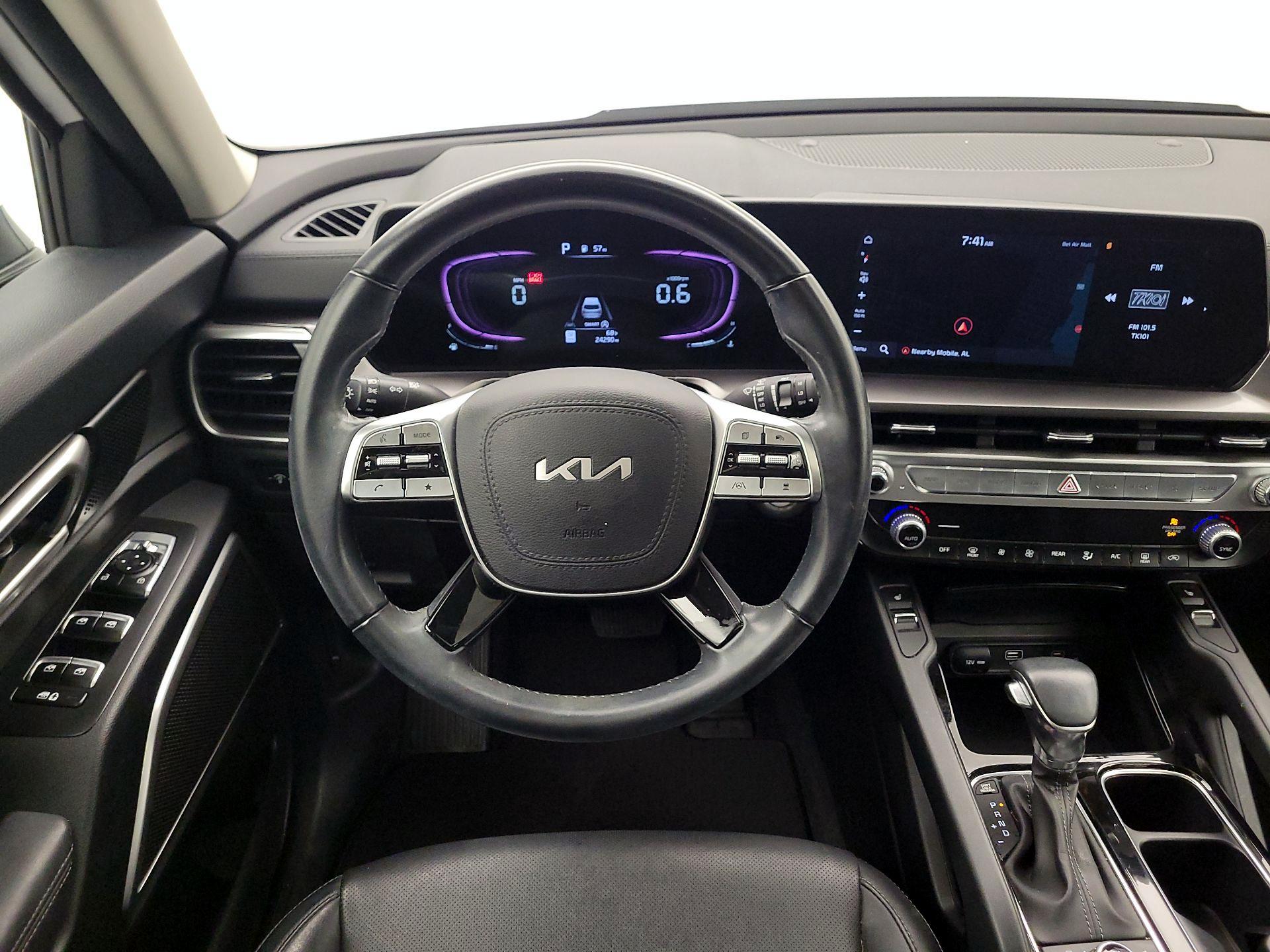 Thumbnail: 2023 Kia Telluride - 10
