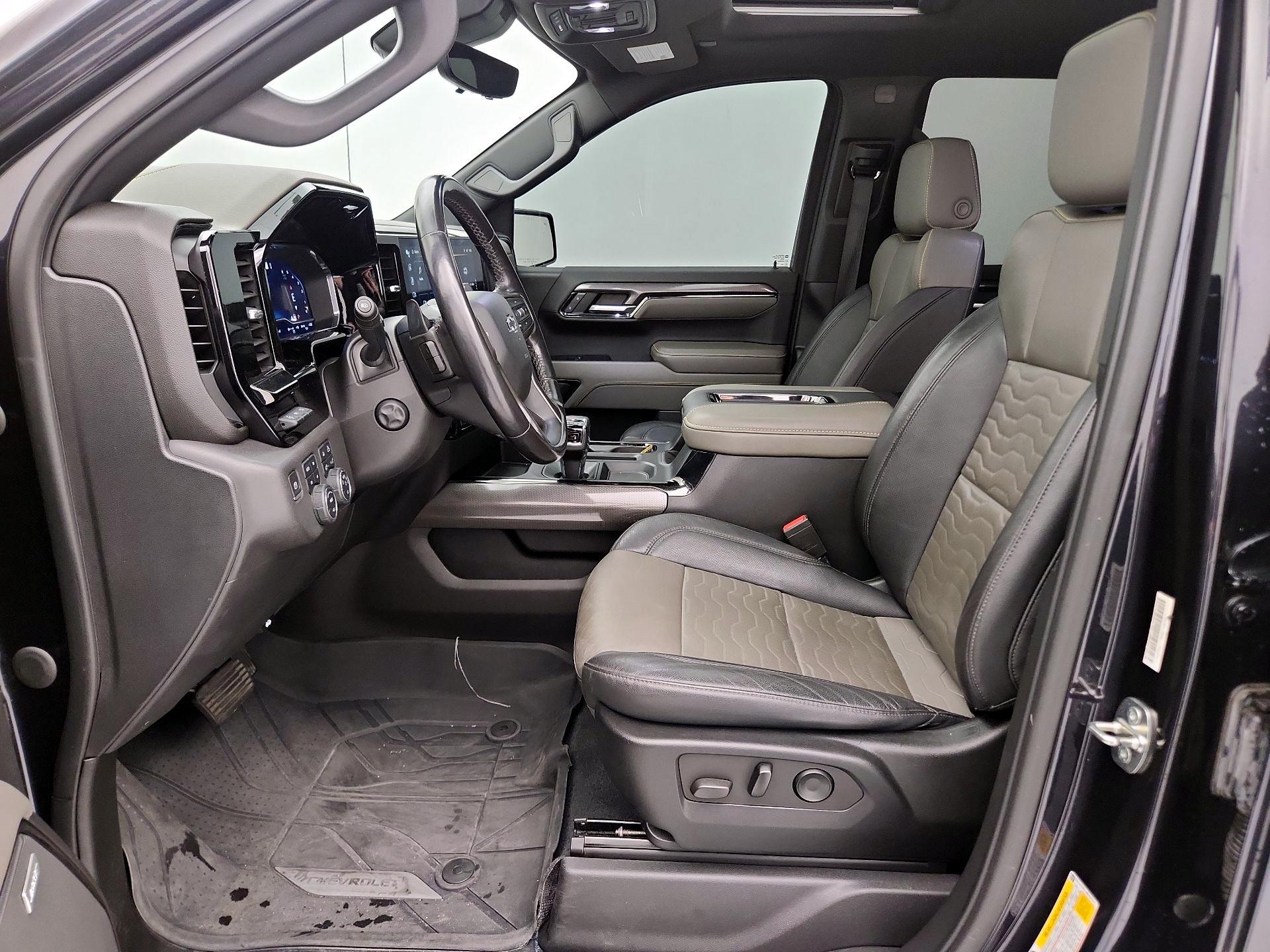 Thumbnail: 2022 Chevrolet Silverado 1500 - 11