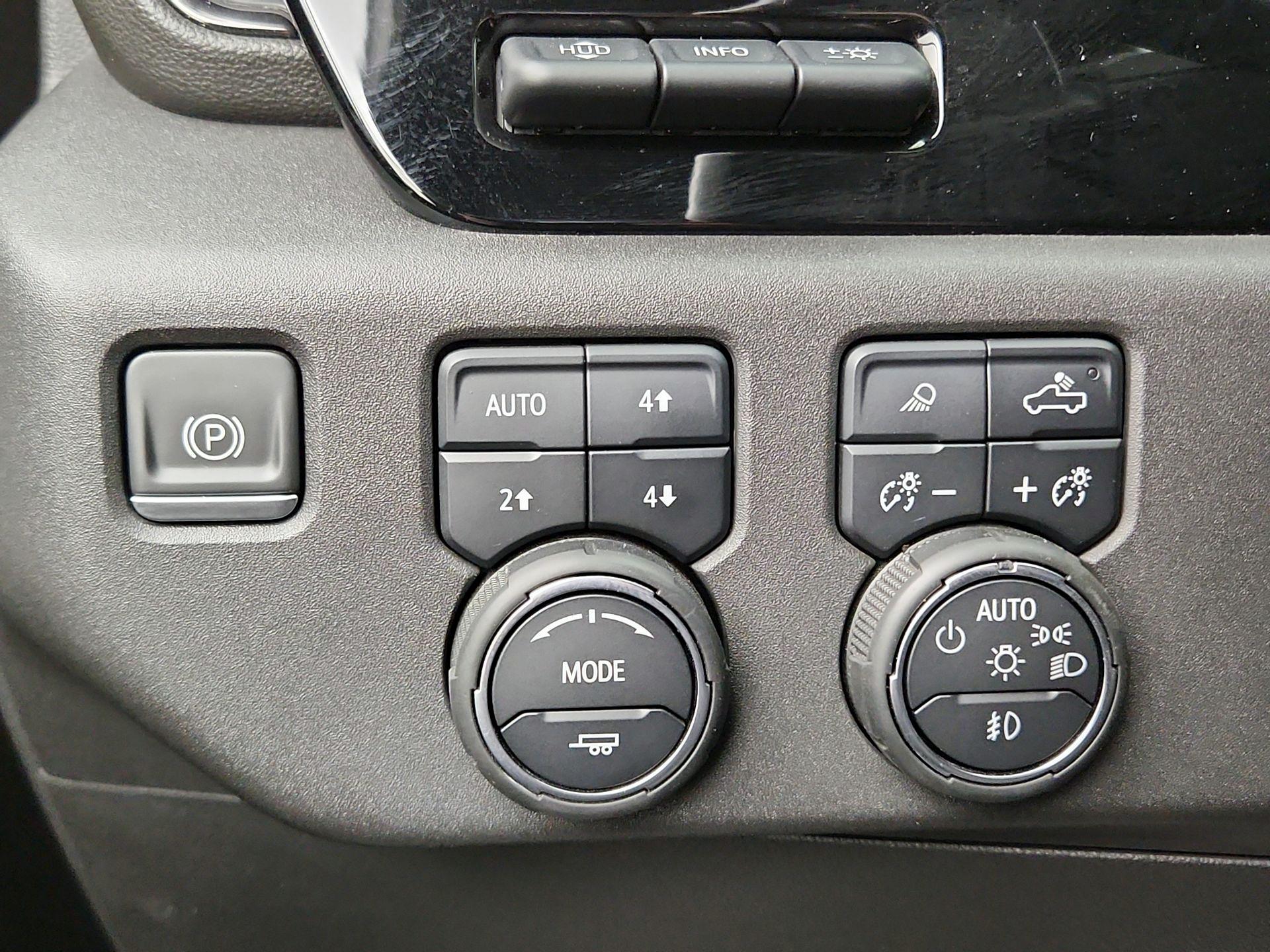 Thumbnail: 2022 Chevrolet Silverado 1500 - 13