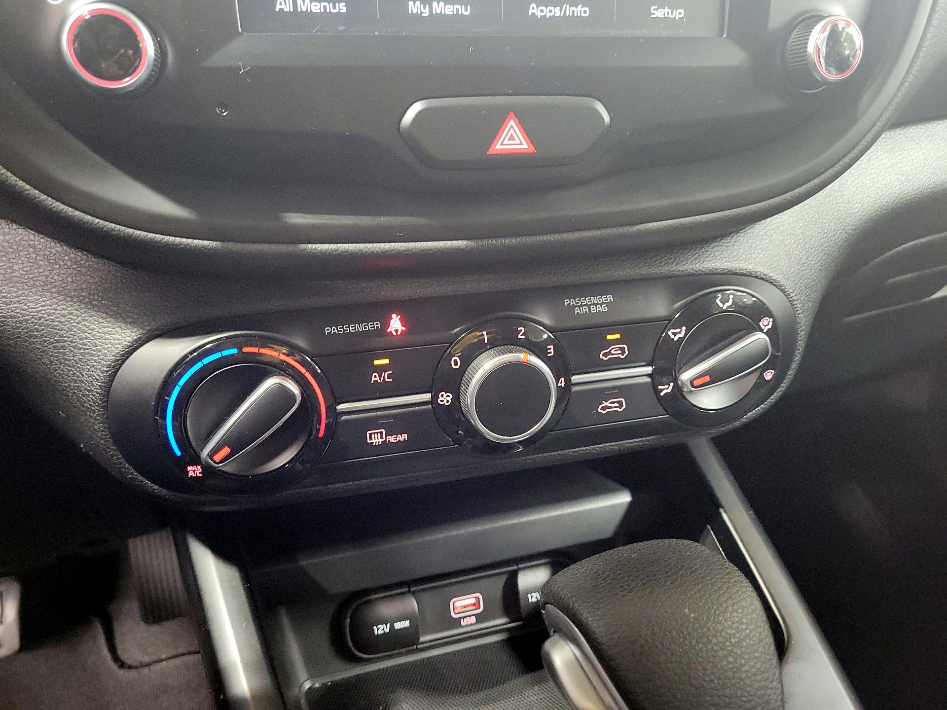 Thumbnail: 2020 Kia Soul - 16