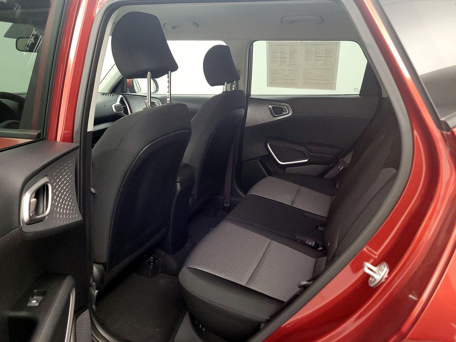 Thumbnail: 2020 Kia Soul - 18