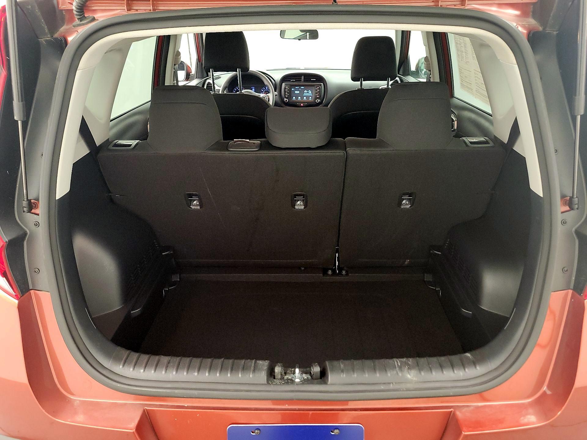 Thumbnail: 2020 Kia Soul - 19