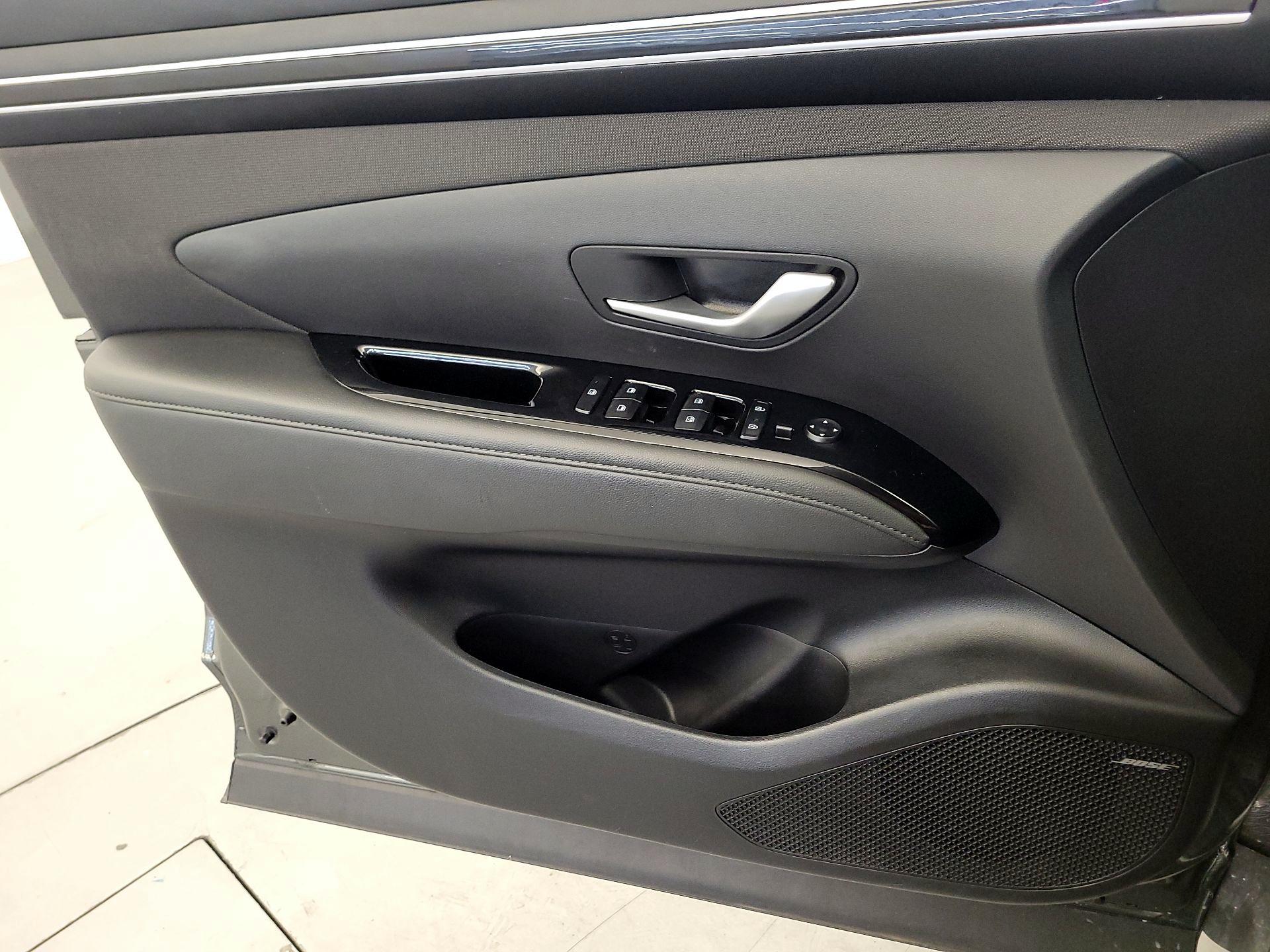 Thumbnail: 2022 Hyundai Tucson - 12