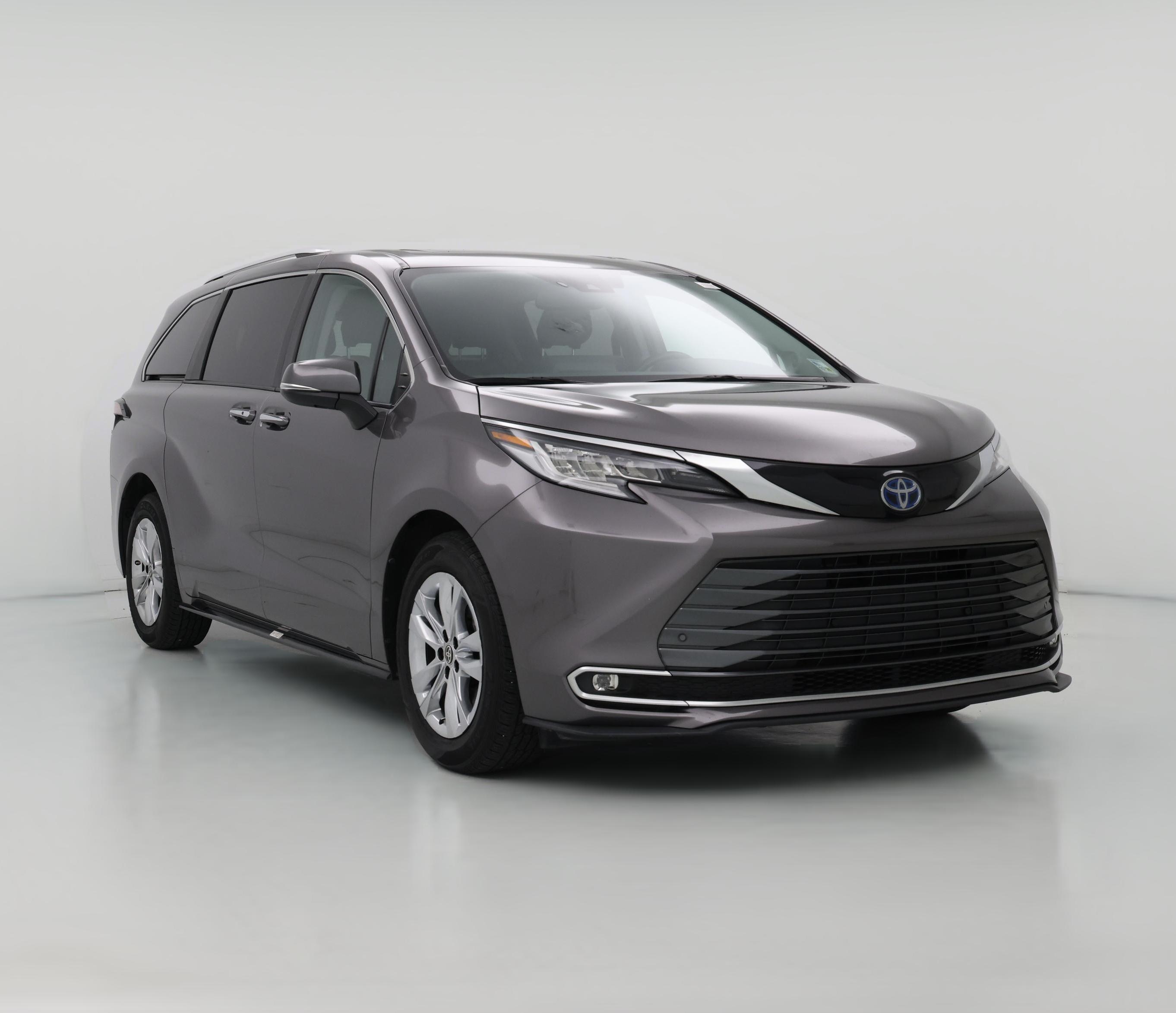 Thumbnail: 2022 Toyota Sienna - 1