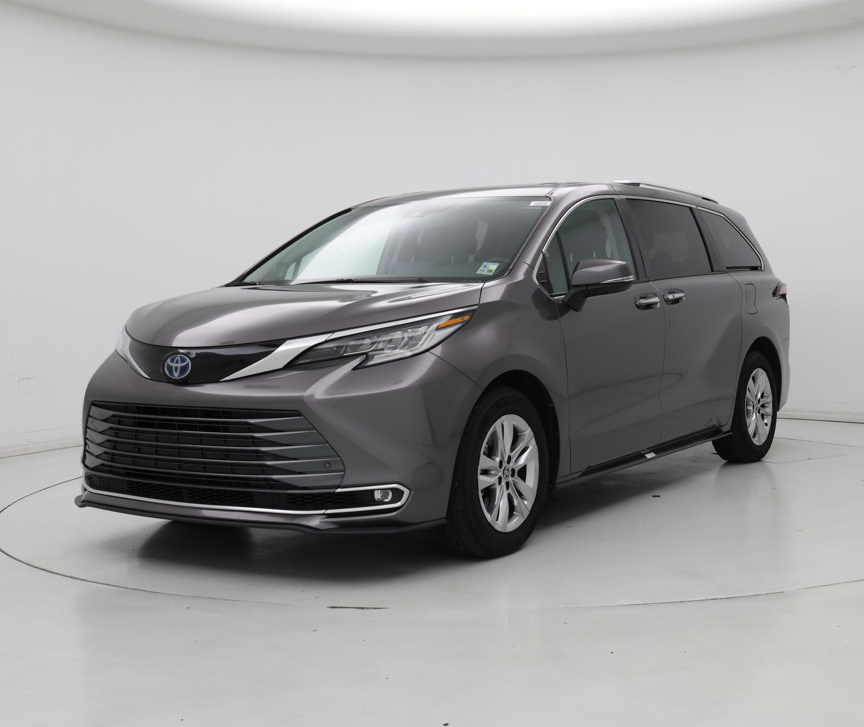 Thumbnail: 2022 Toyota Sienna - 4