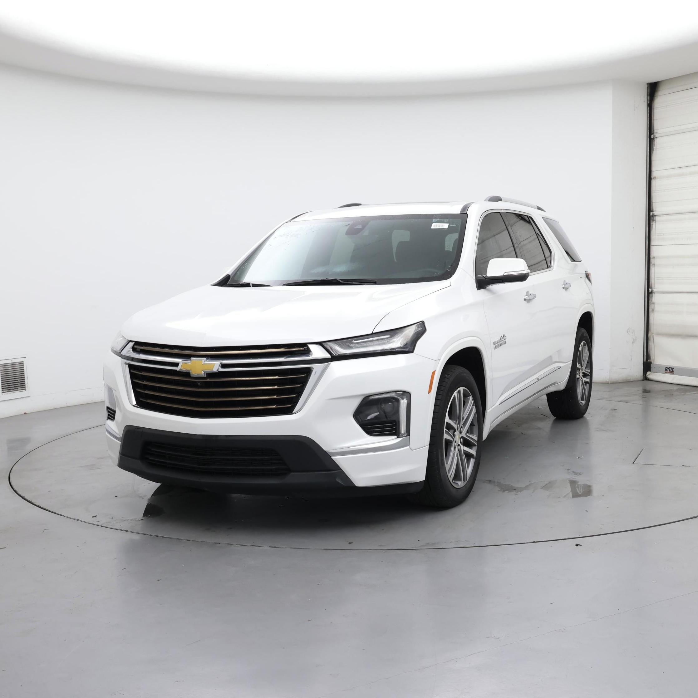 Thumbnail: 2023 Chevrolet Traverse - 4