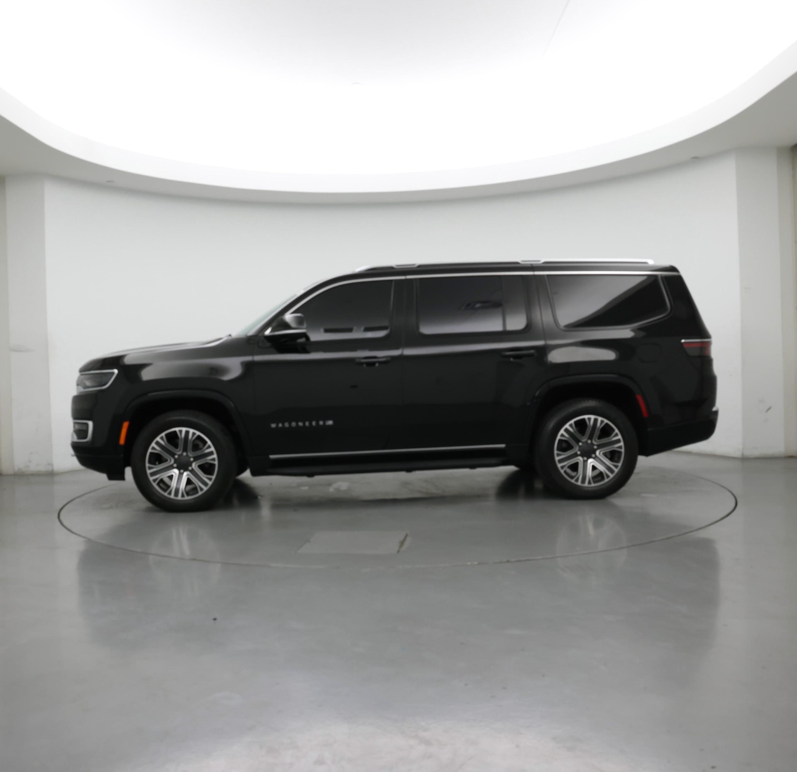 Thumbnail: 2023 Jeep Wagoneer - 3