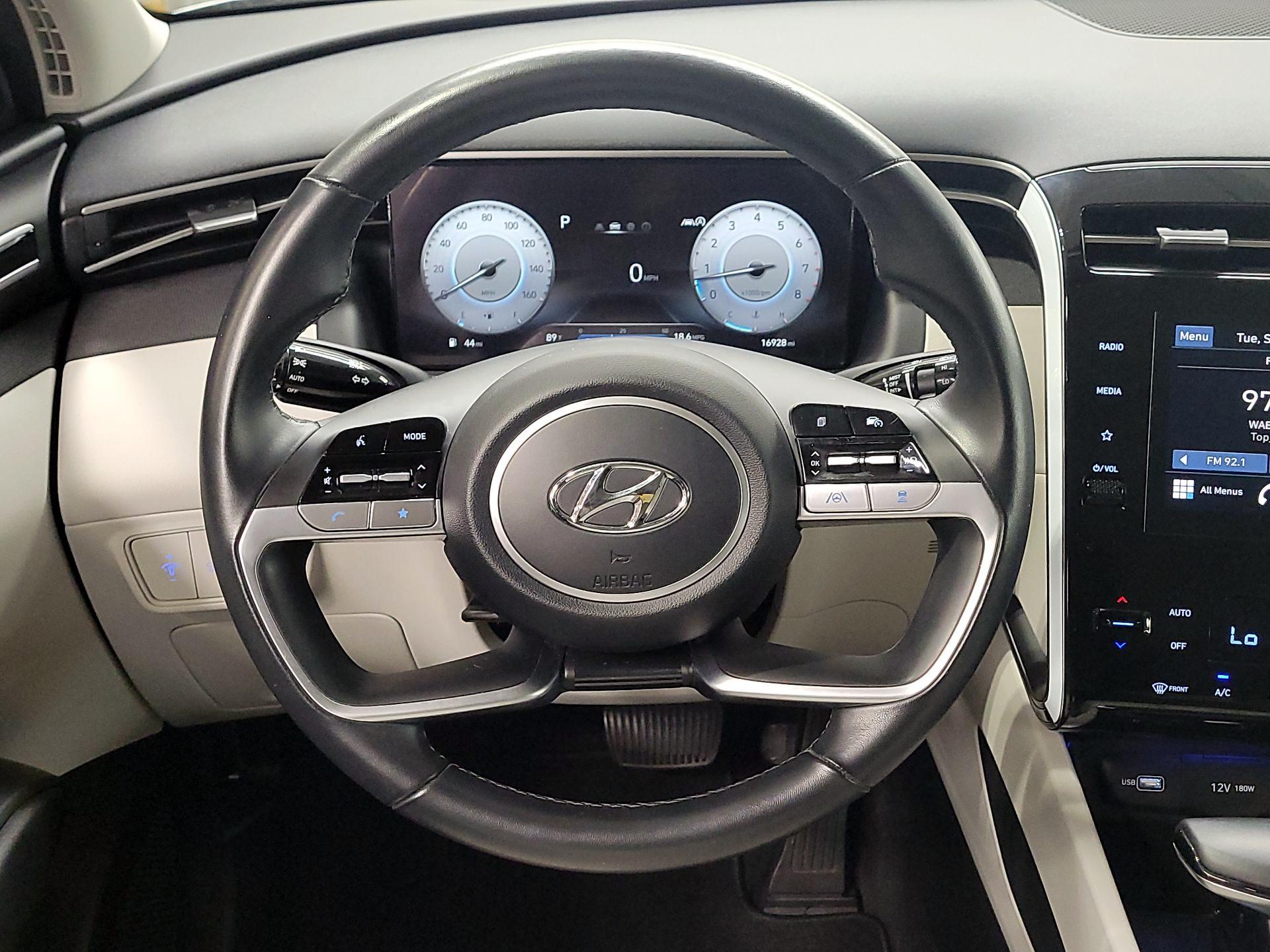 Thumbnail: 2023 Hyundai Tucson - 10