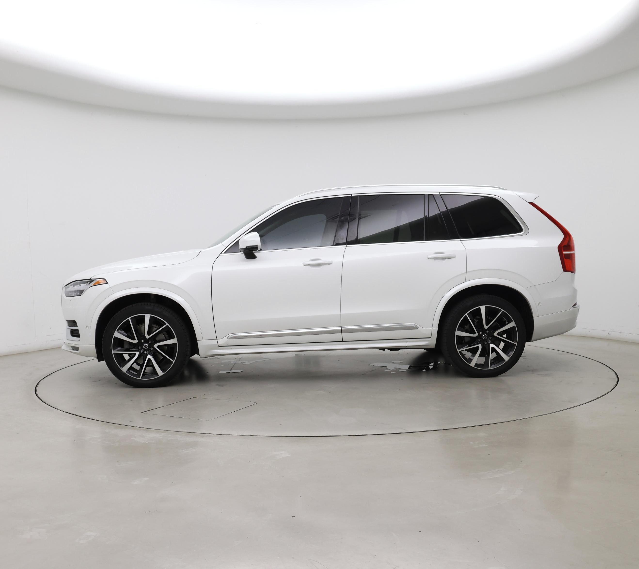 Thumbnail: 2023 Volvo XC90 - 3