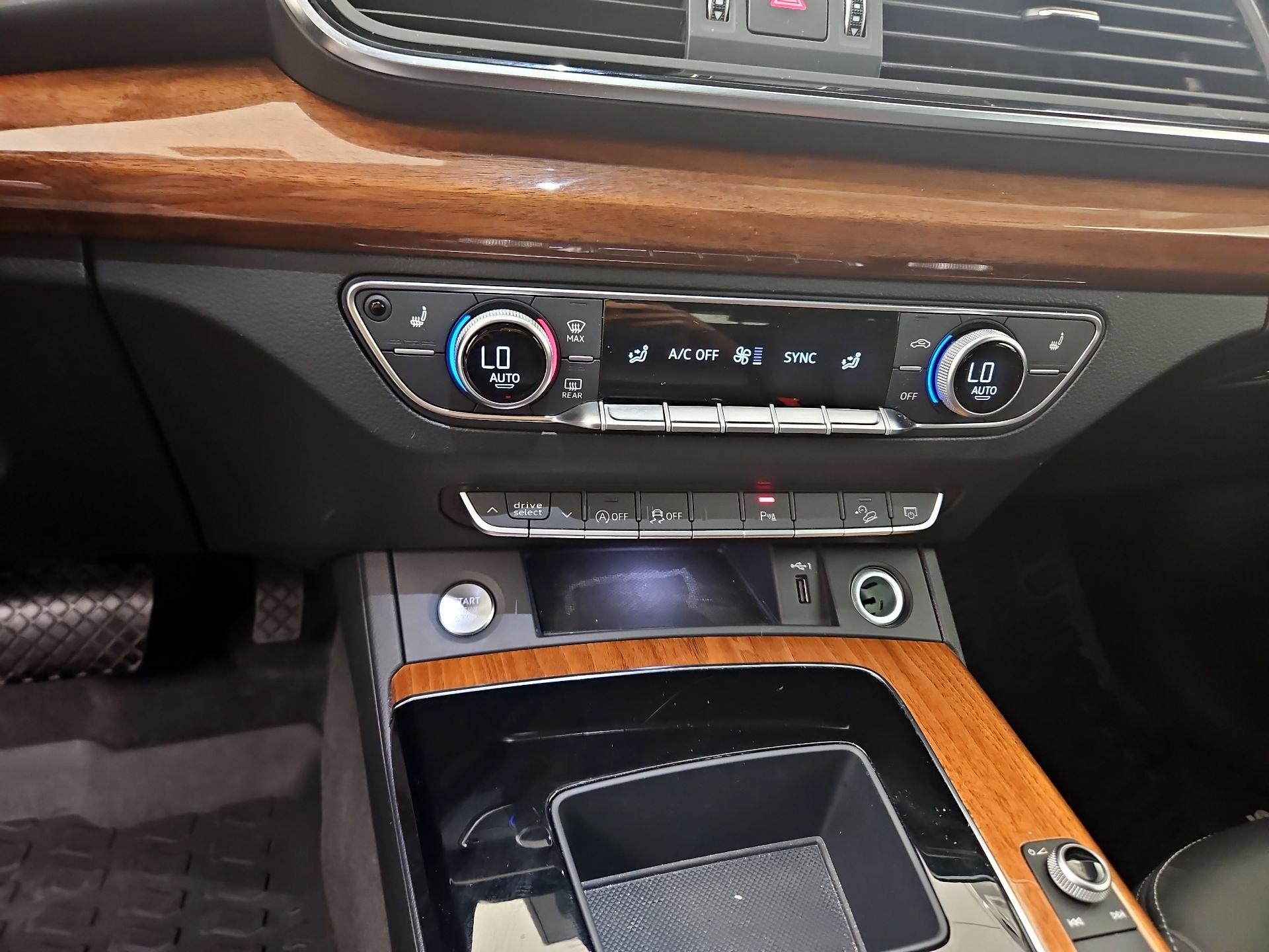 Thumbnail: 2022 Audi Q5 - 16