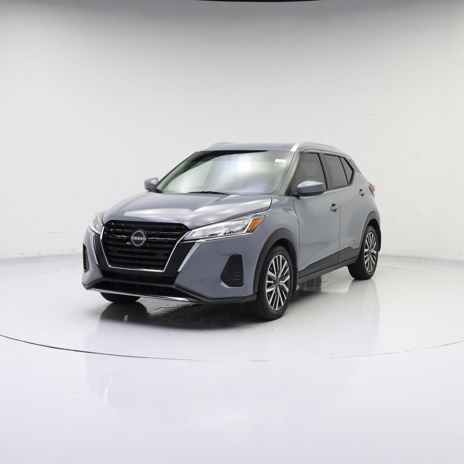 Thumbnail: 2023 Nissan Kicks - 4