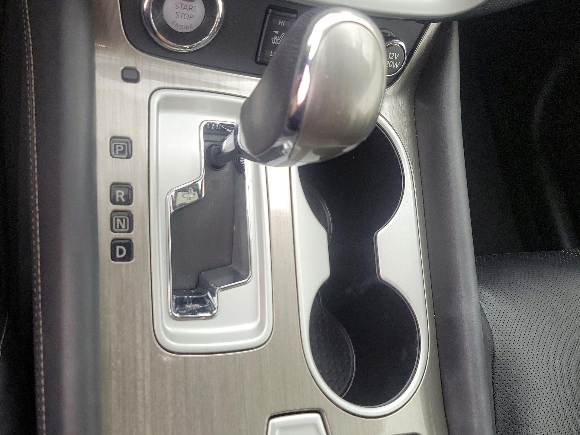 Thumbnail: 2016 Nissan Murano - 17