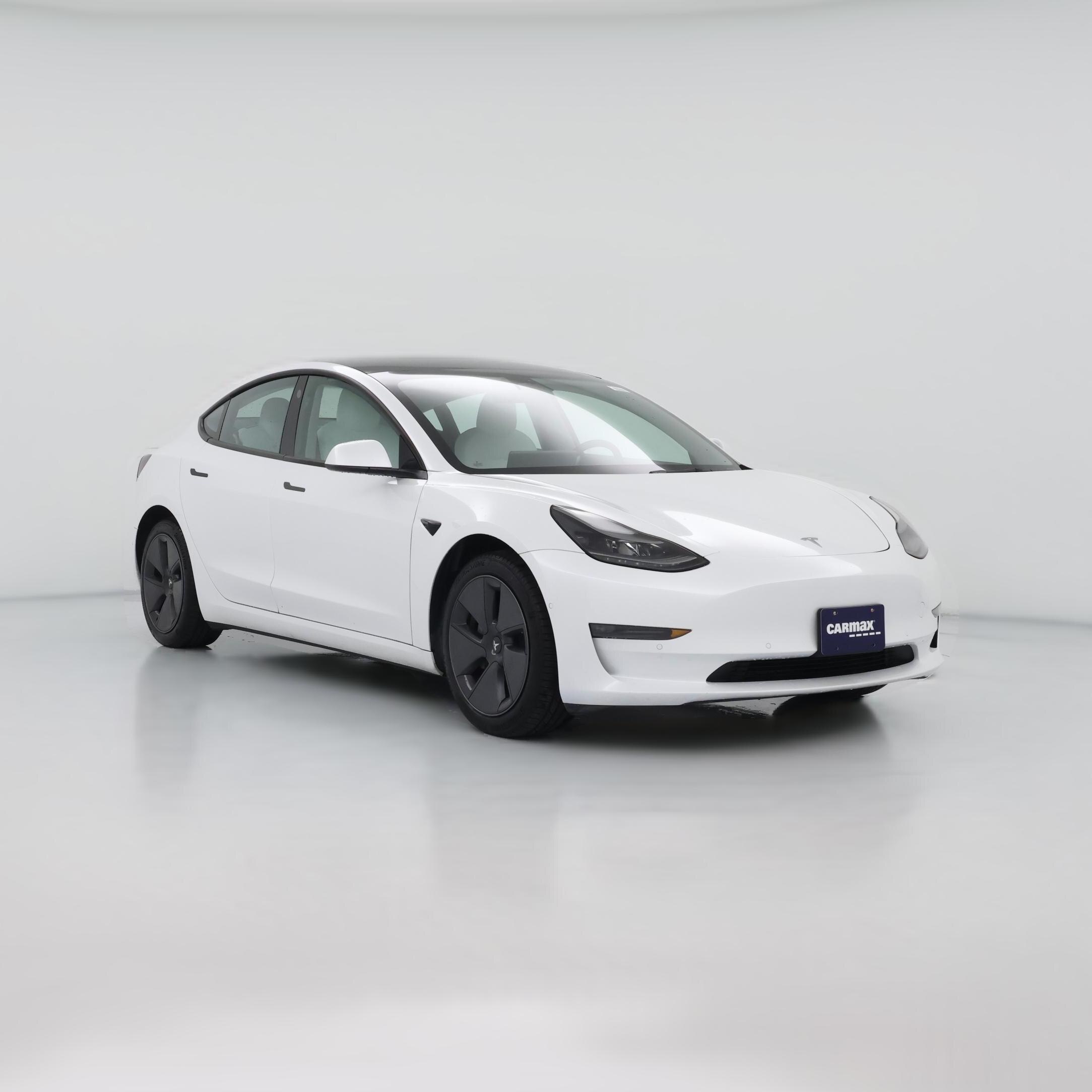 Thumbnail: 2022 Tesla Model 3 - 1