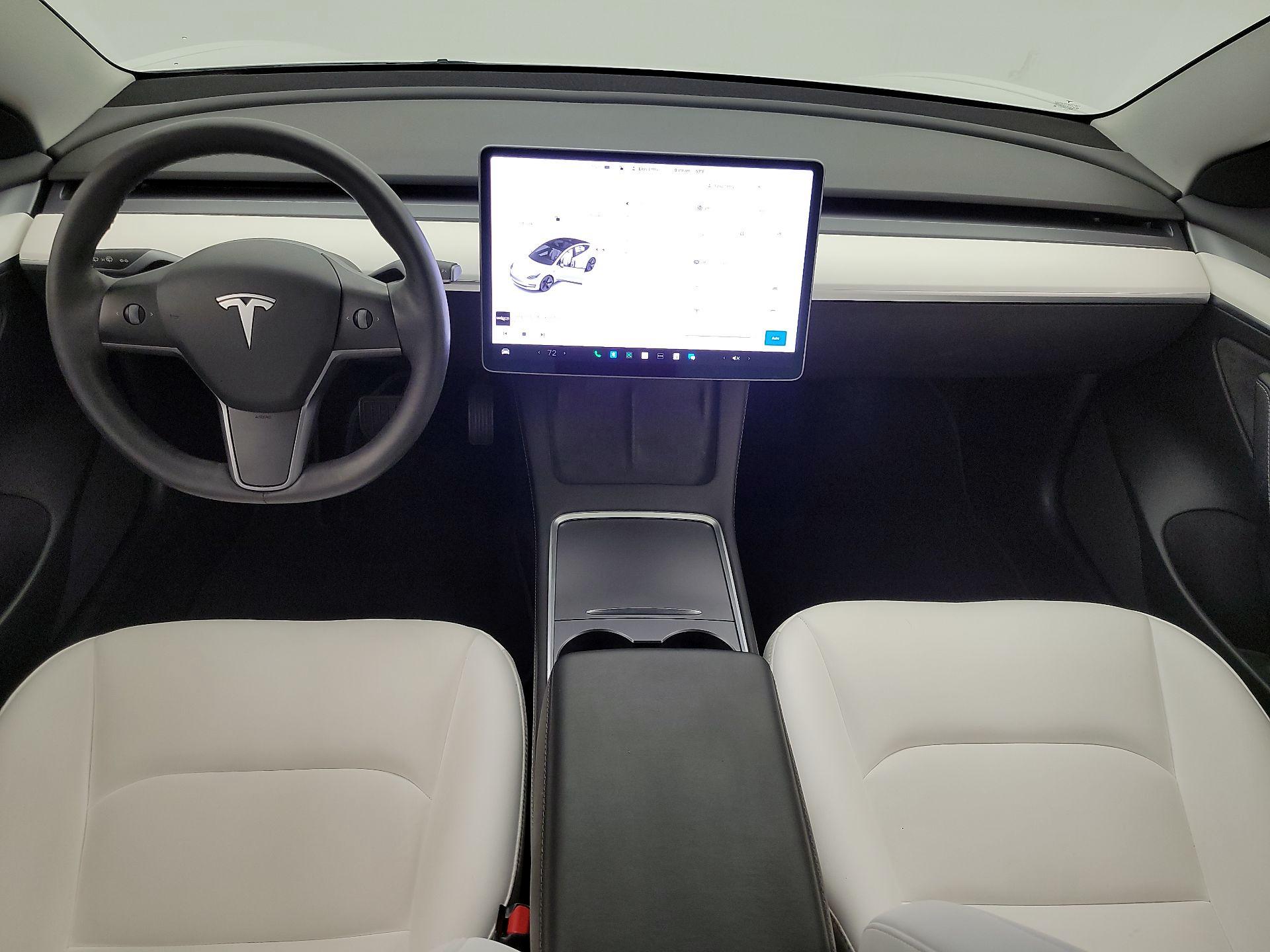 Thumbnail: 2022 Tesla Model 3 - 9