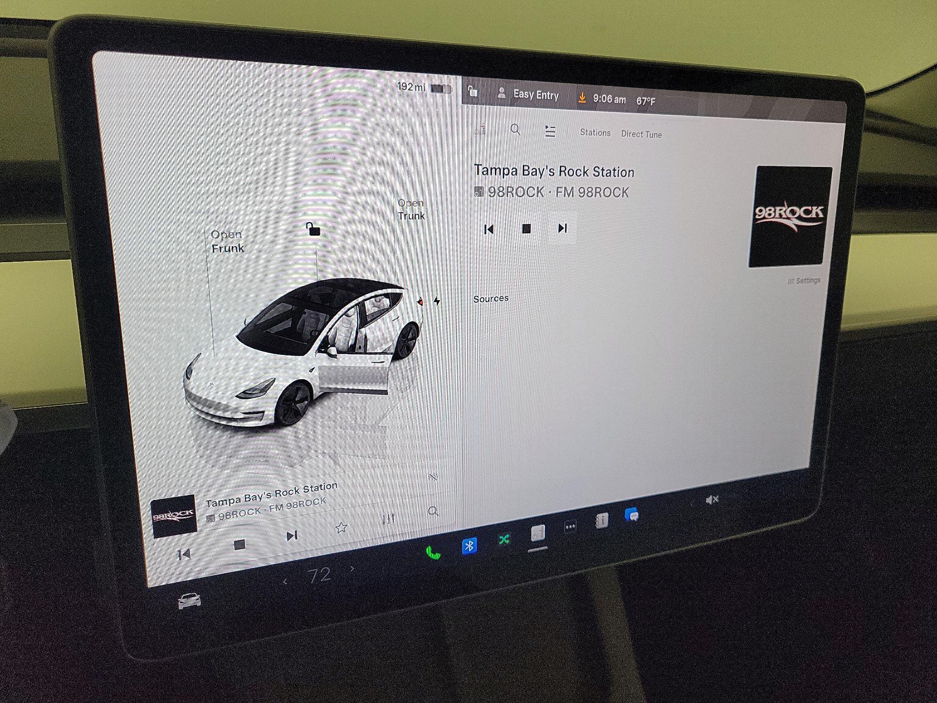 Thumbnail: 2022 Tesla Model 3 - 15