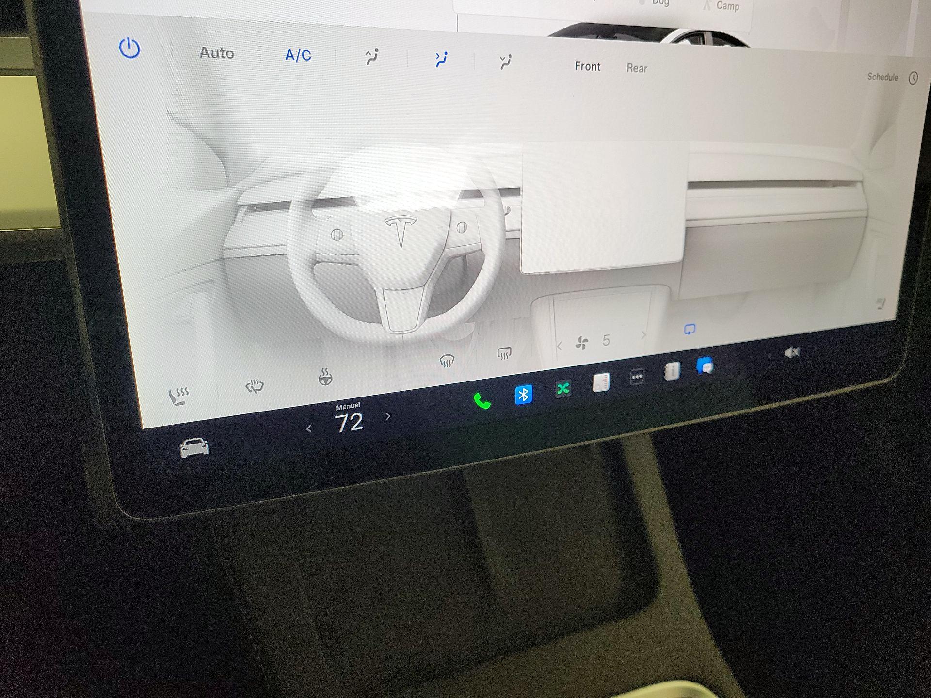 Thumbnail: 2022 Tesla Model 3 - 16