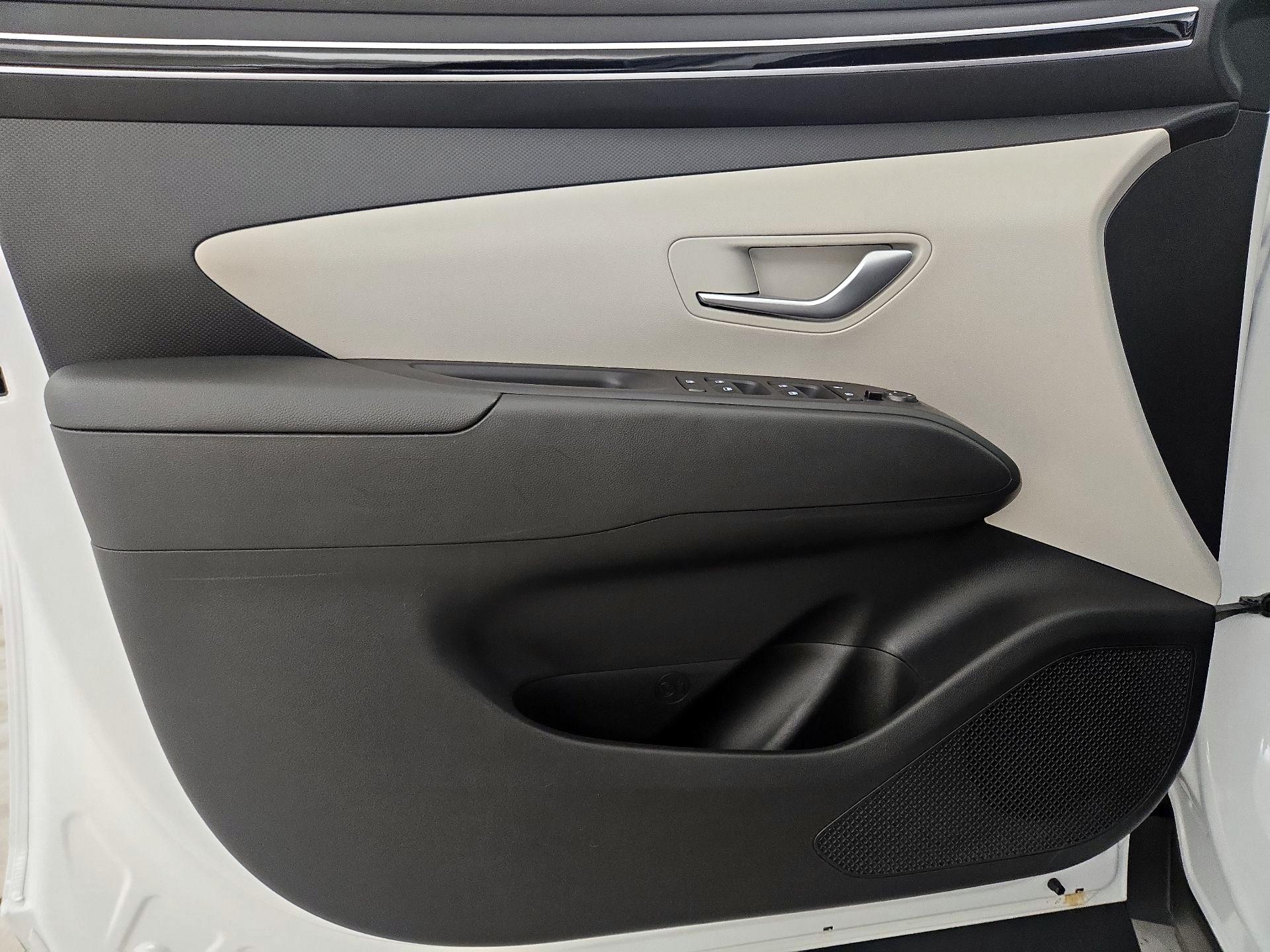 Thumbnail: 2022 Hyundai Tucson - 12